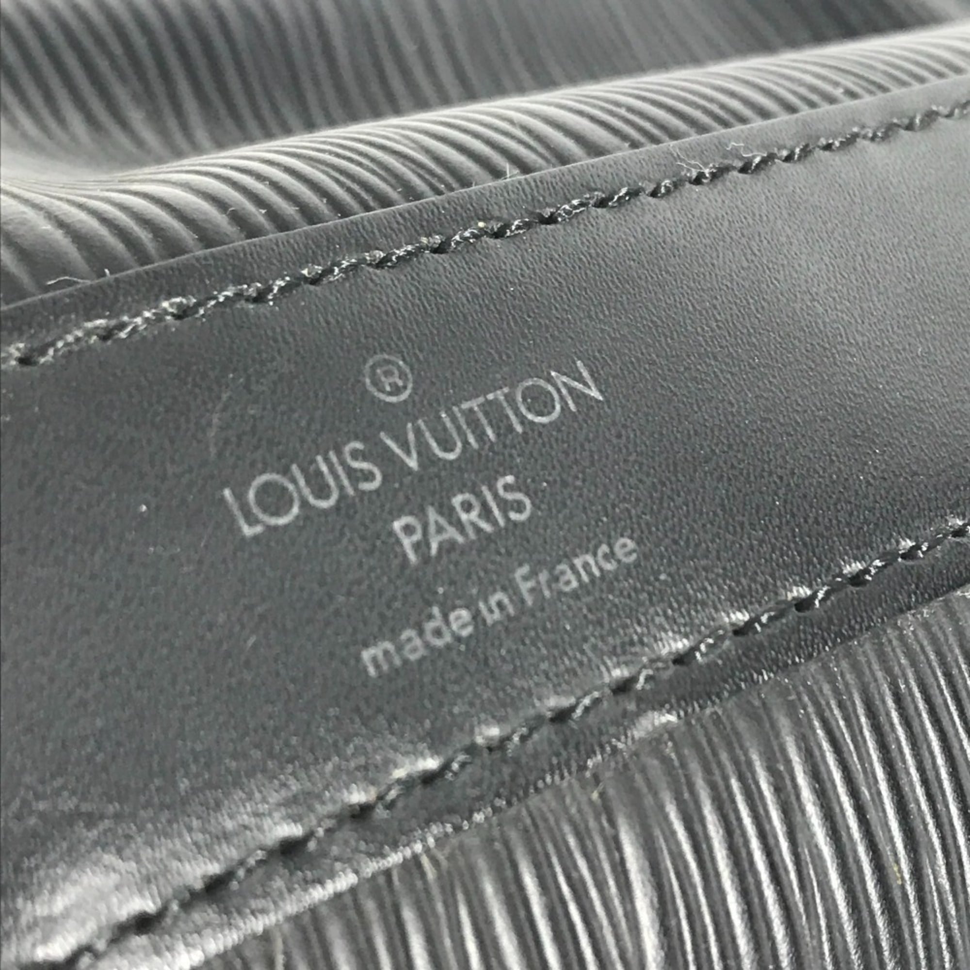 Louis Vuitton Black Noir Epi Leather Shoulder Bag (Pre-Owned)