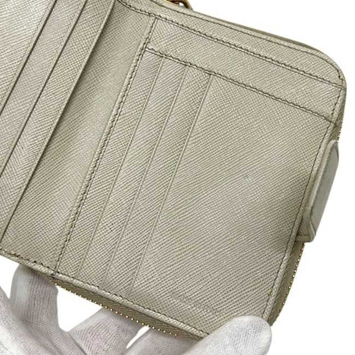 Prada Beige White Saffiano Metal Wallet (Bi-Fold) (Pre-Owned)