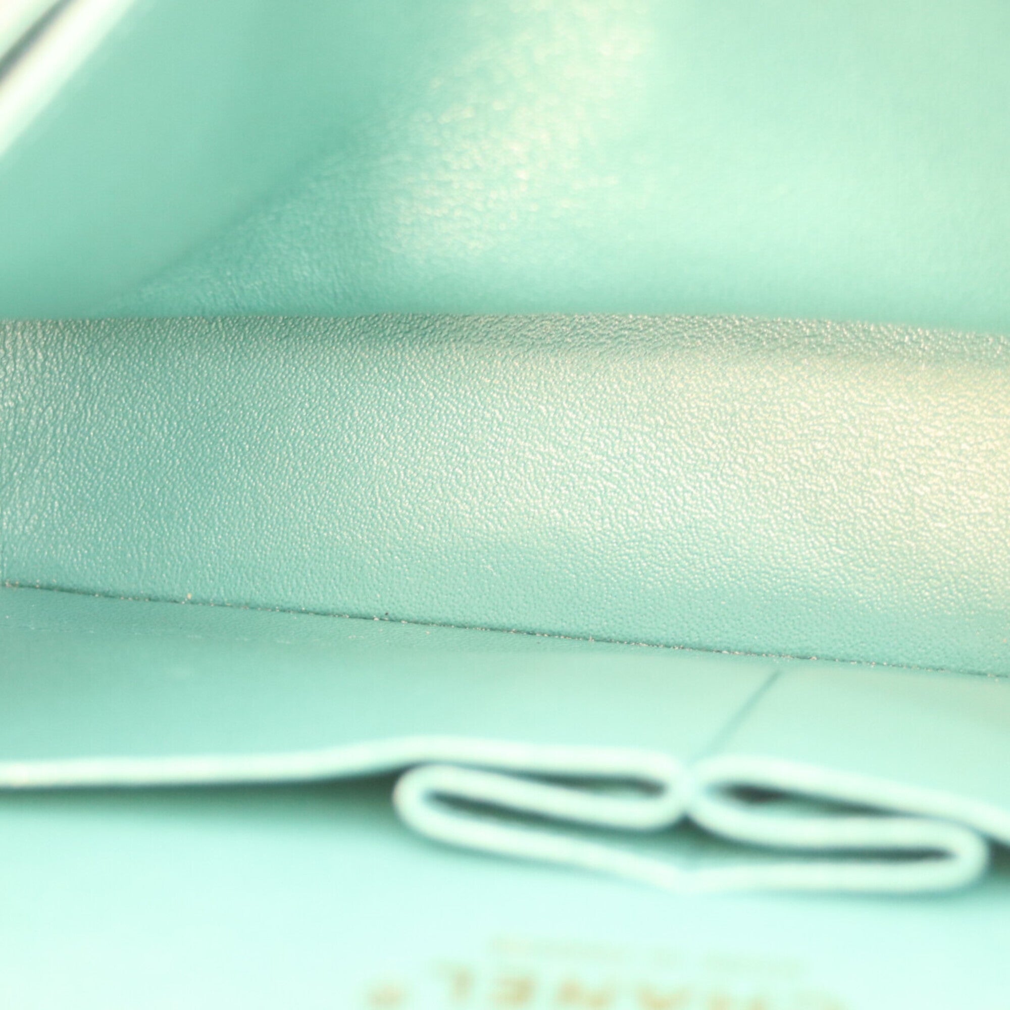 Chanel Green Grained Calfskin Shoulder Bag (Pre-Owned)