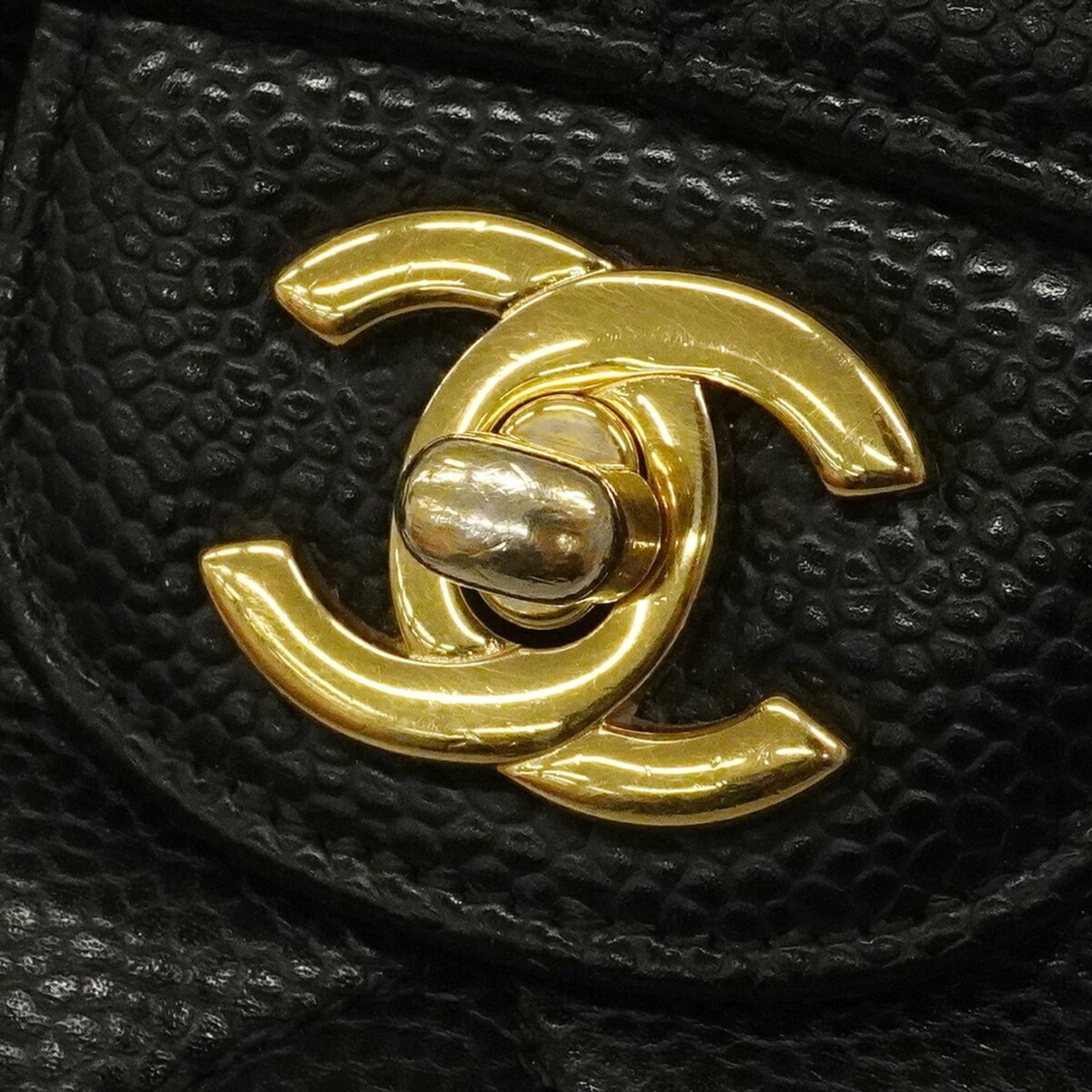 Chanel Black Grained Calfskin Shoulder Bag (Pre-Owned)
