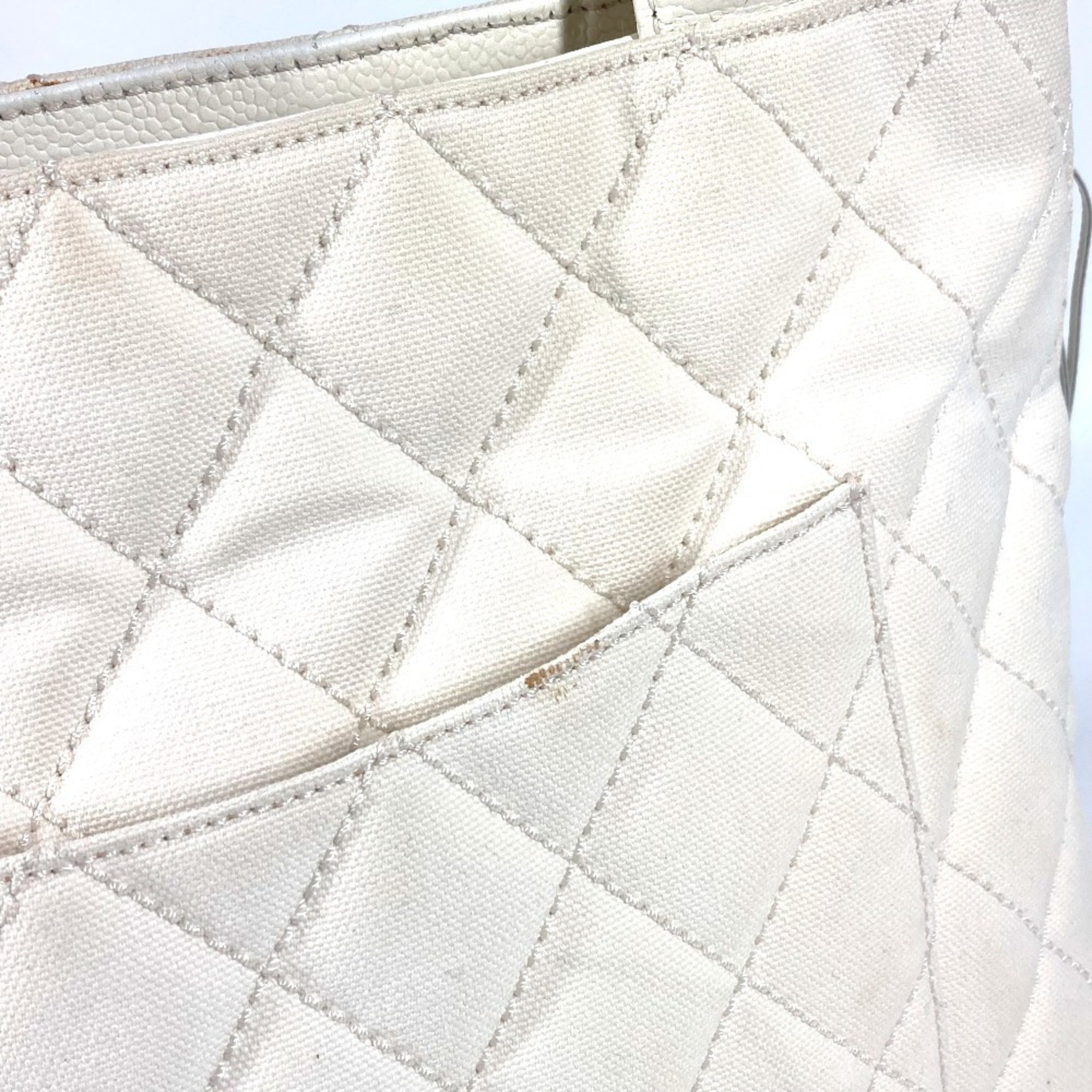 Chanel White Leather Canvas Shoulder Bag Tote Bag (Pre-Owned)