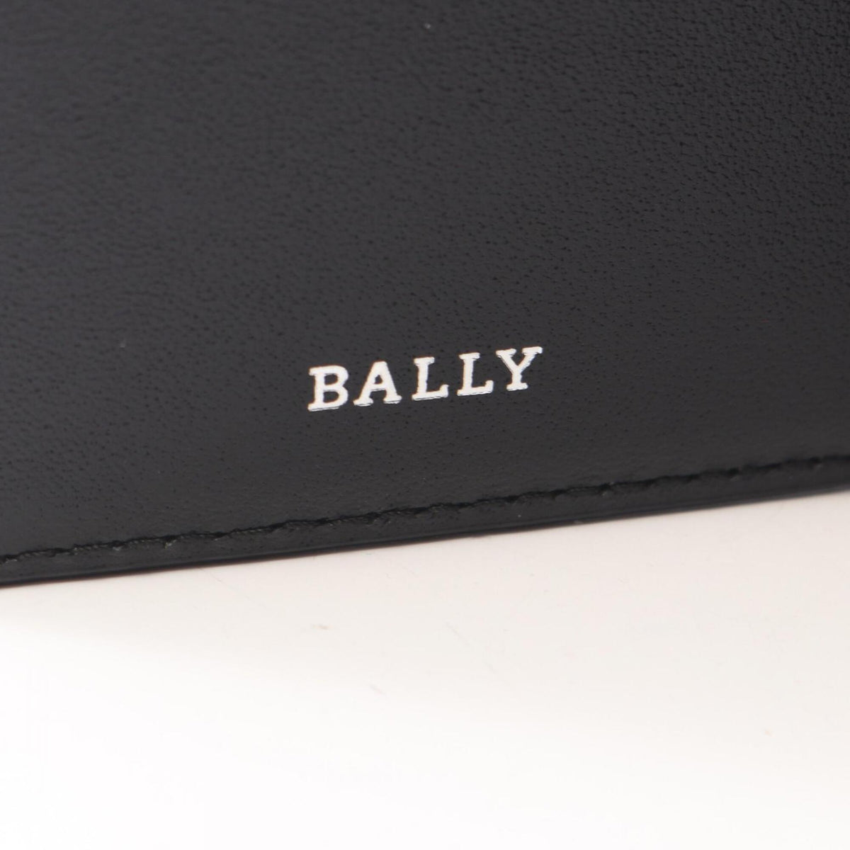 Bally Black Multi-Color Leather Long Wallet (Bi-Fold) (Pre-Owned)