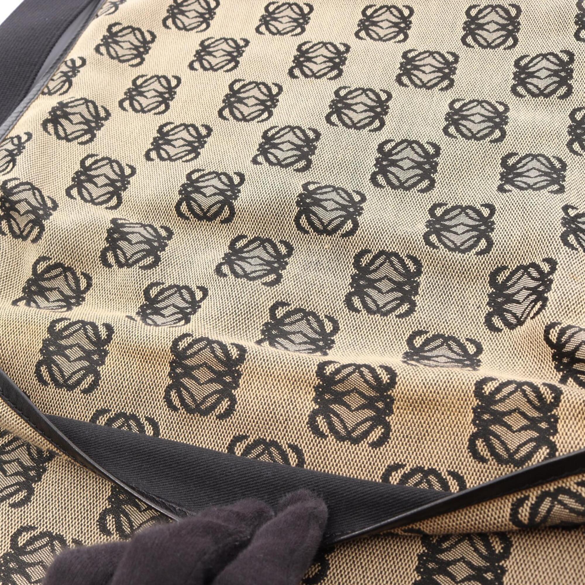 Loewe Beige Black Canvas Handbag Shoulder Bag (Pre-Owned)