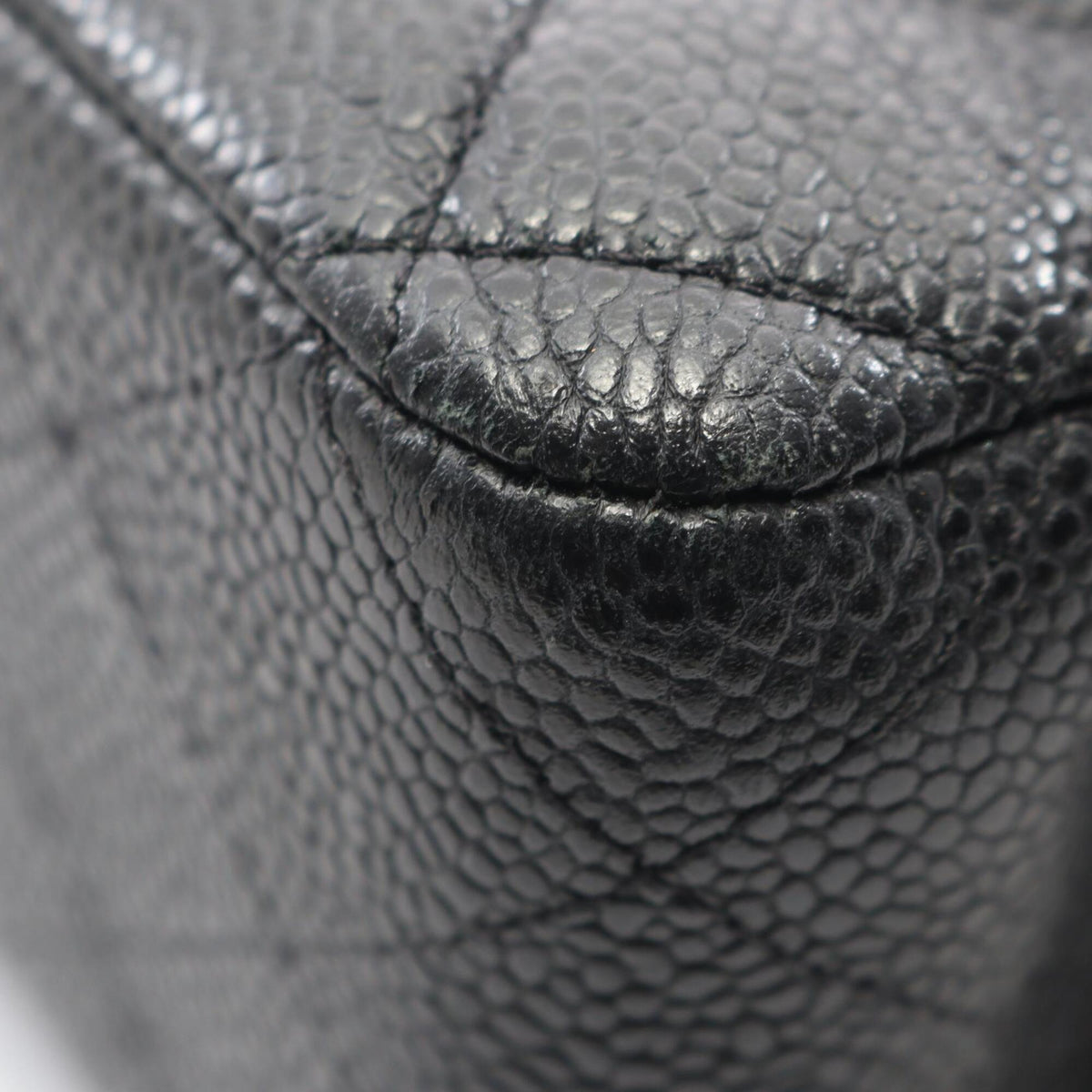 Chanel Black Grained Calfskin Handbag Shoulder Bag (Pre-Owned)