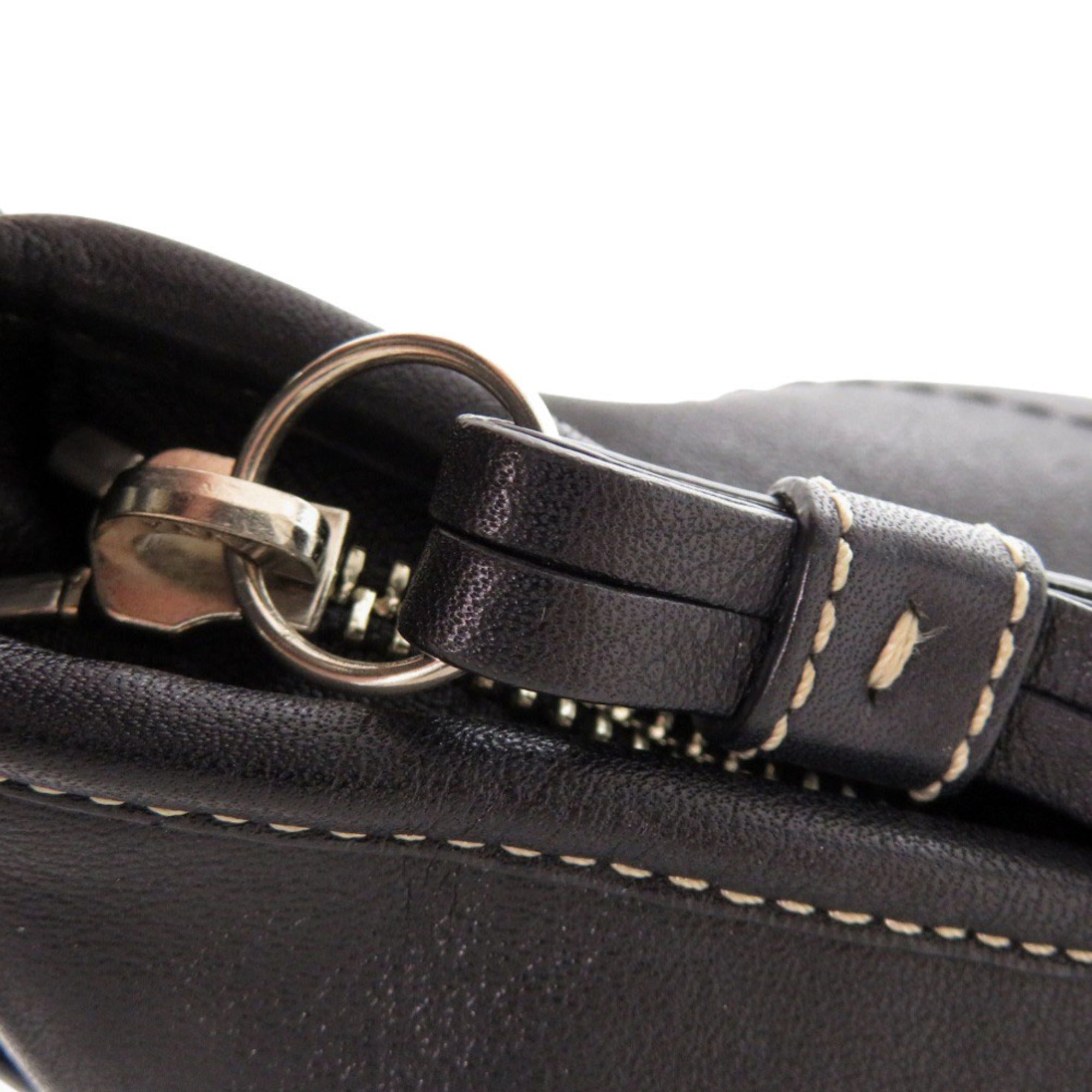 Coach Black Leather Shoulder Bag (Pre-Owned)