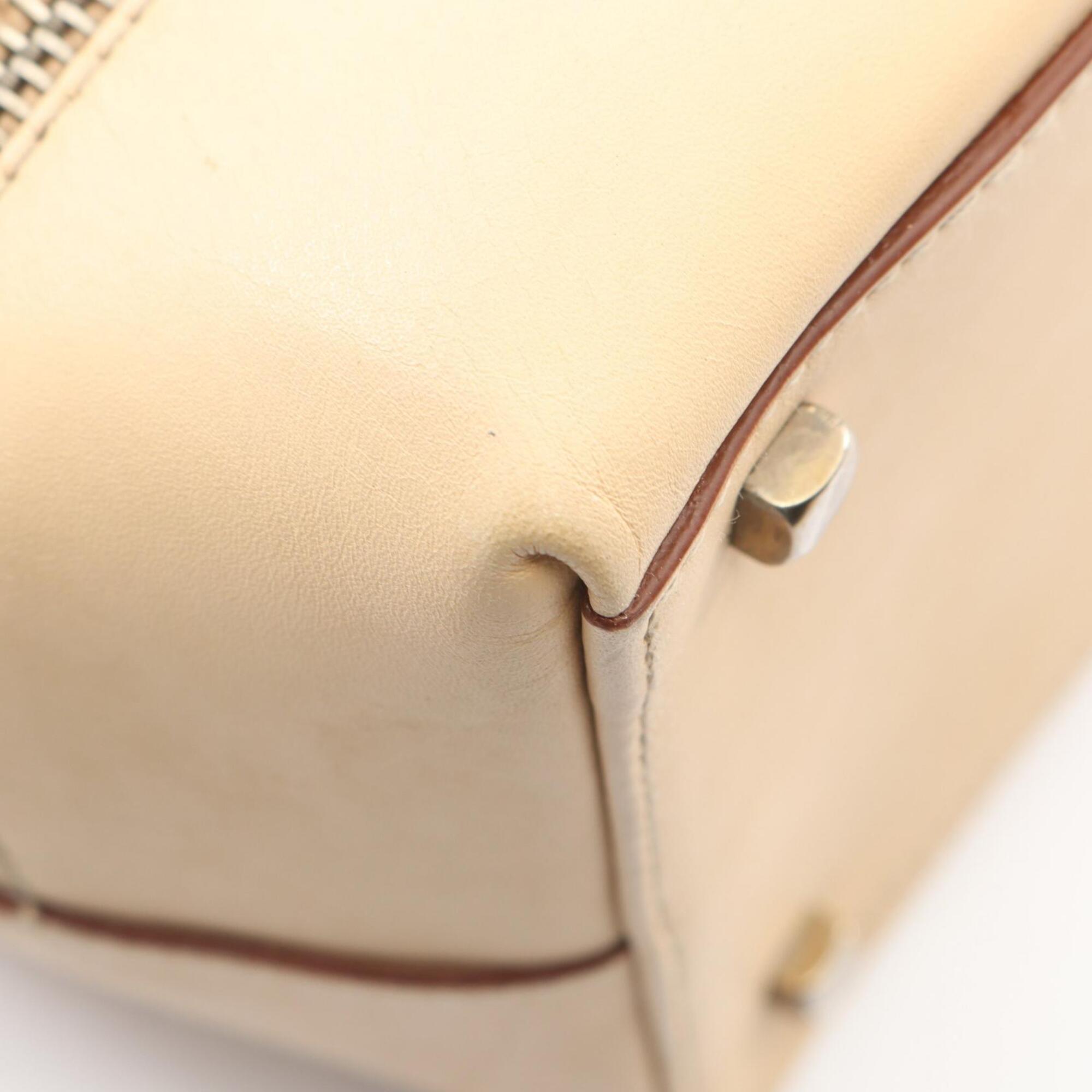 Salvatore Ferragamo Beige Leather Handbag (Pre-Owned)