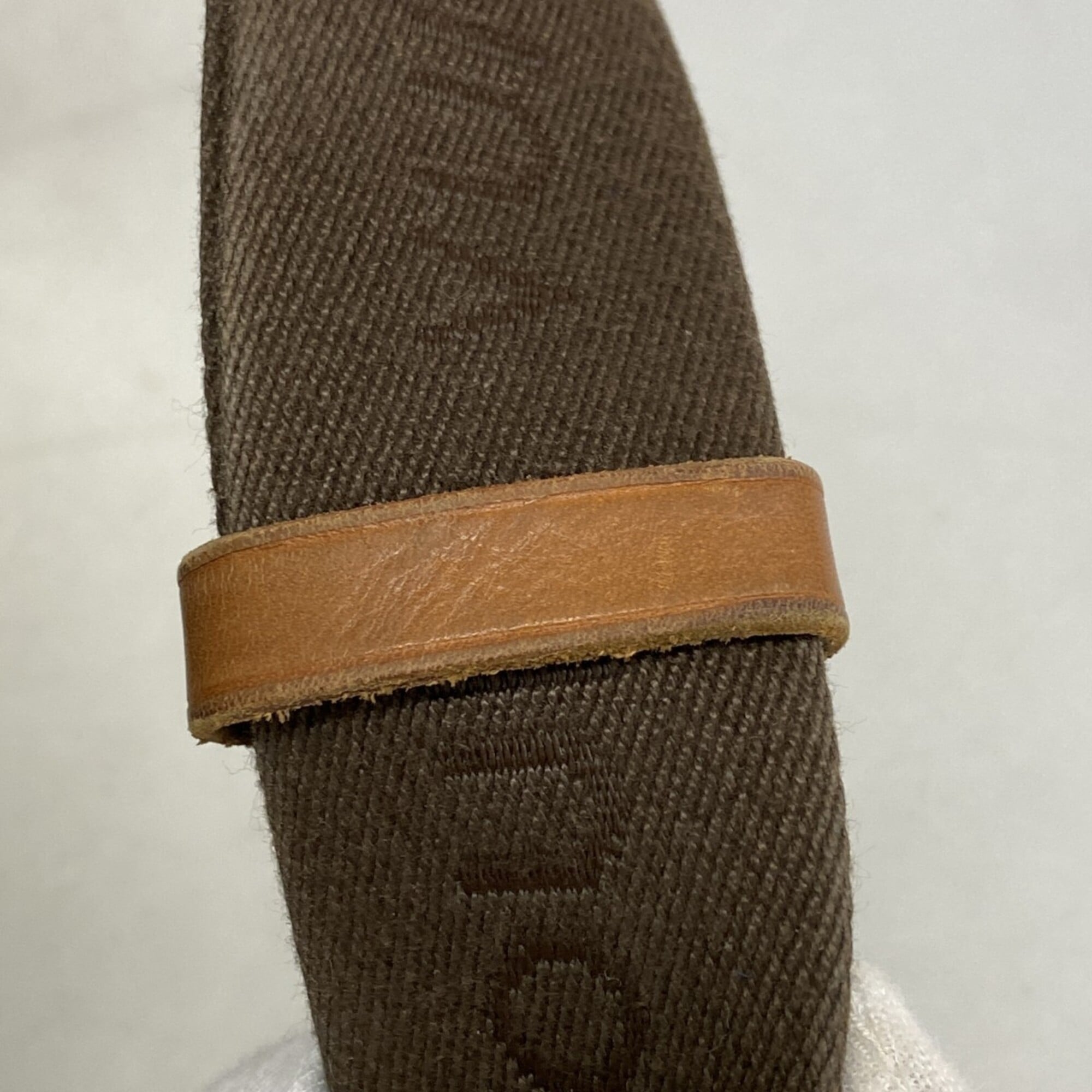 Louis Vuitton Brown Shoulder Bag (Pre-Owned)