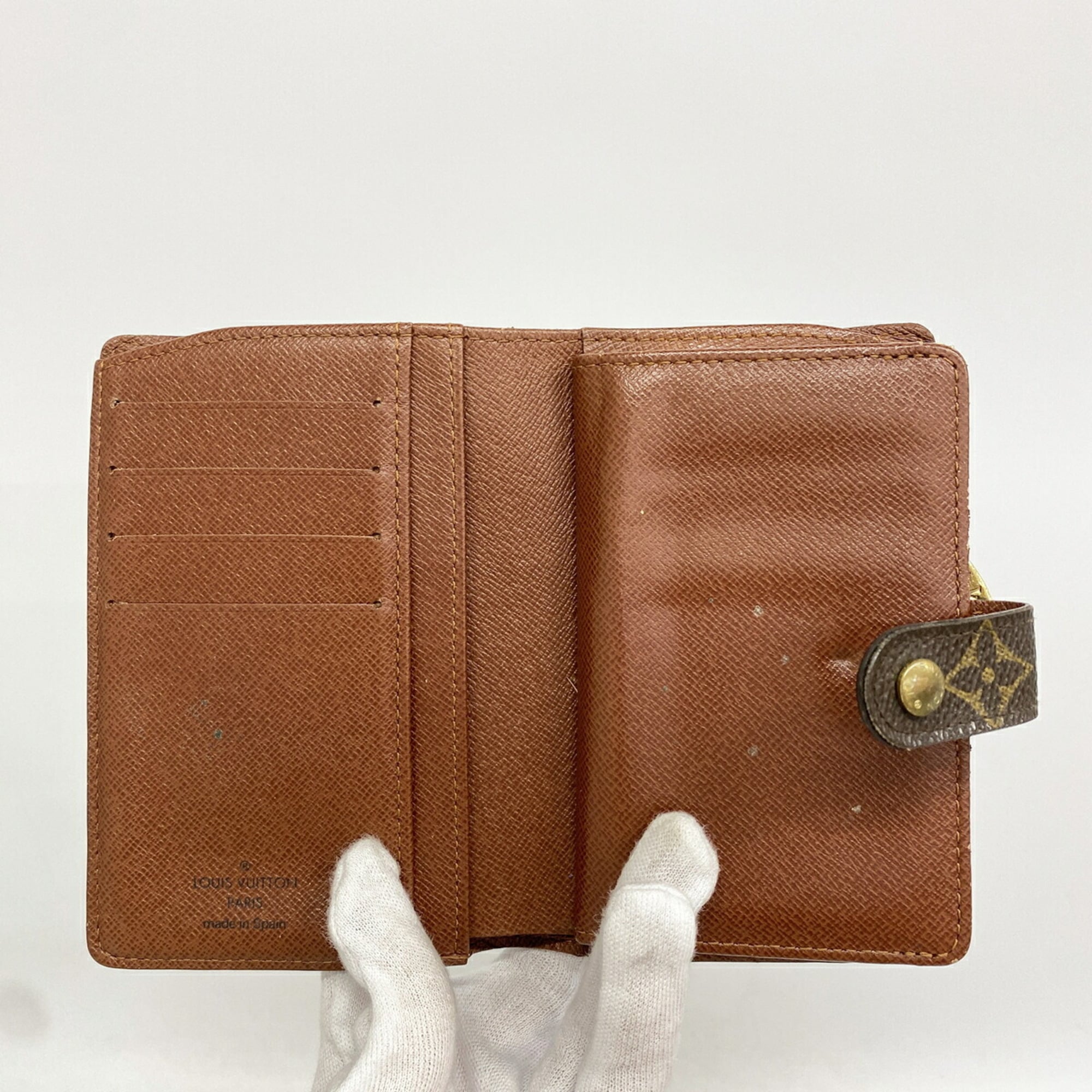 Louis Vuitton Brown Wallet (Bi-Fold) (Pre-Owned)