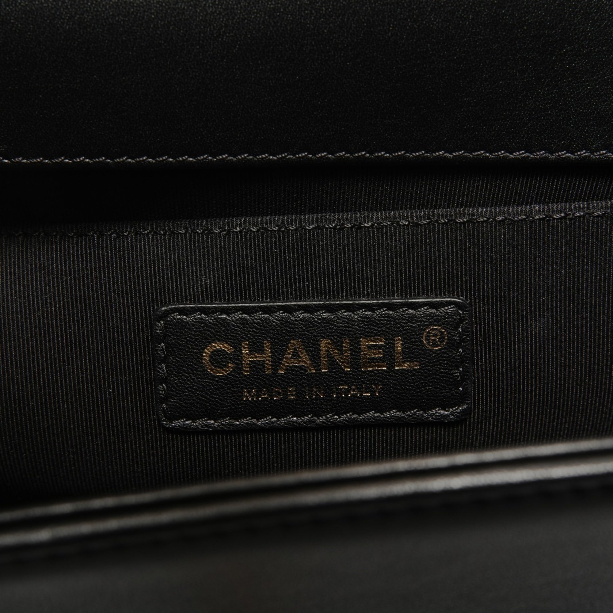 Chanel Boy Chanel Black Velvet Shoulder Bag (Pre-Owned)