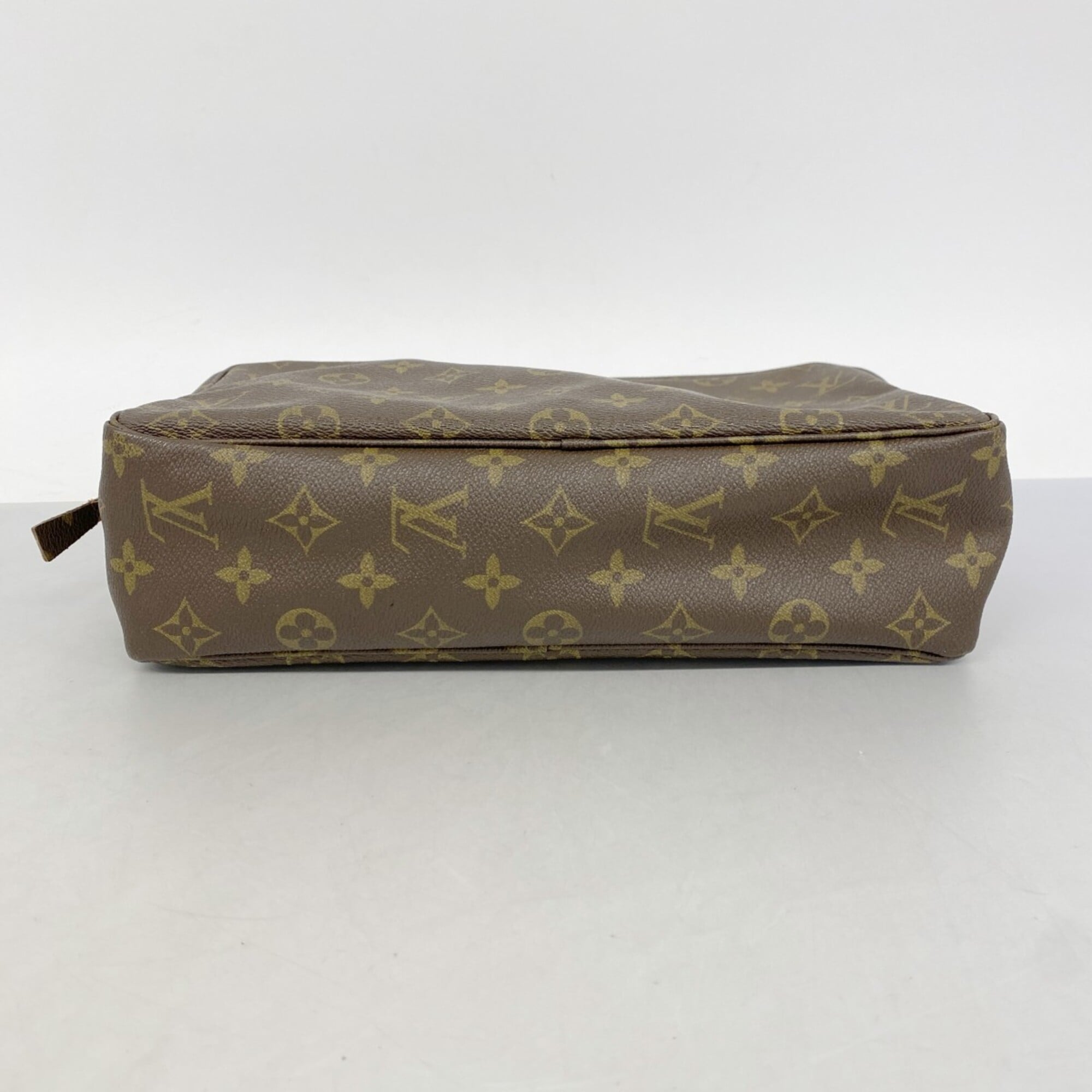 Louis Vuitton Brown Pouch (Pre-Owned)