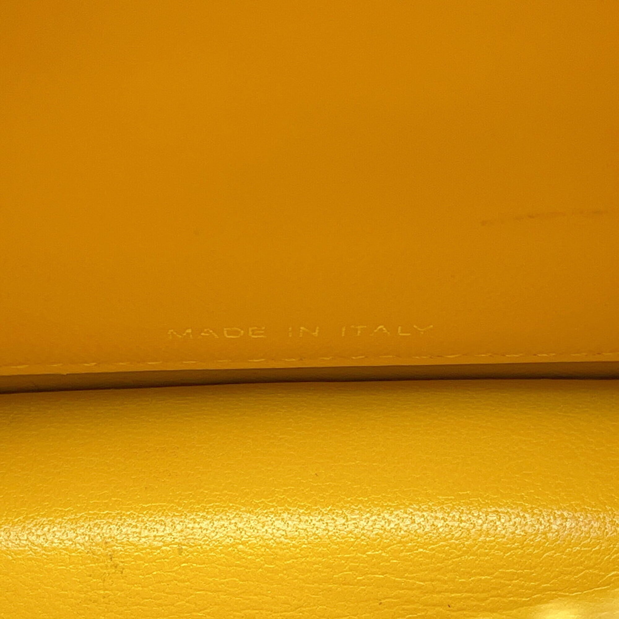 Fendi Peekaboo Yellow Leather Handbag (Pre-Owned)