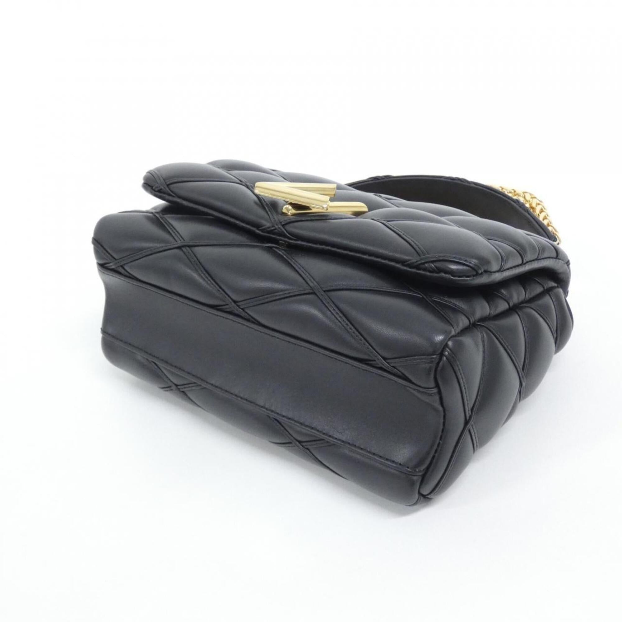 Louis Vuitton Black Leather Shoulder Bag (Pre-Owned)