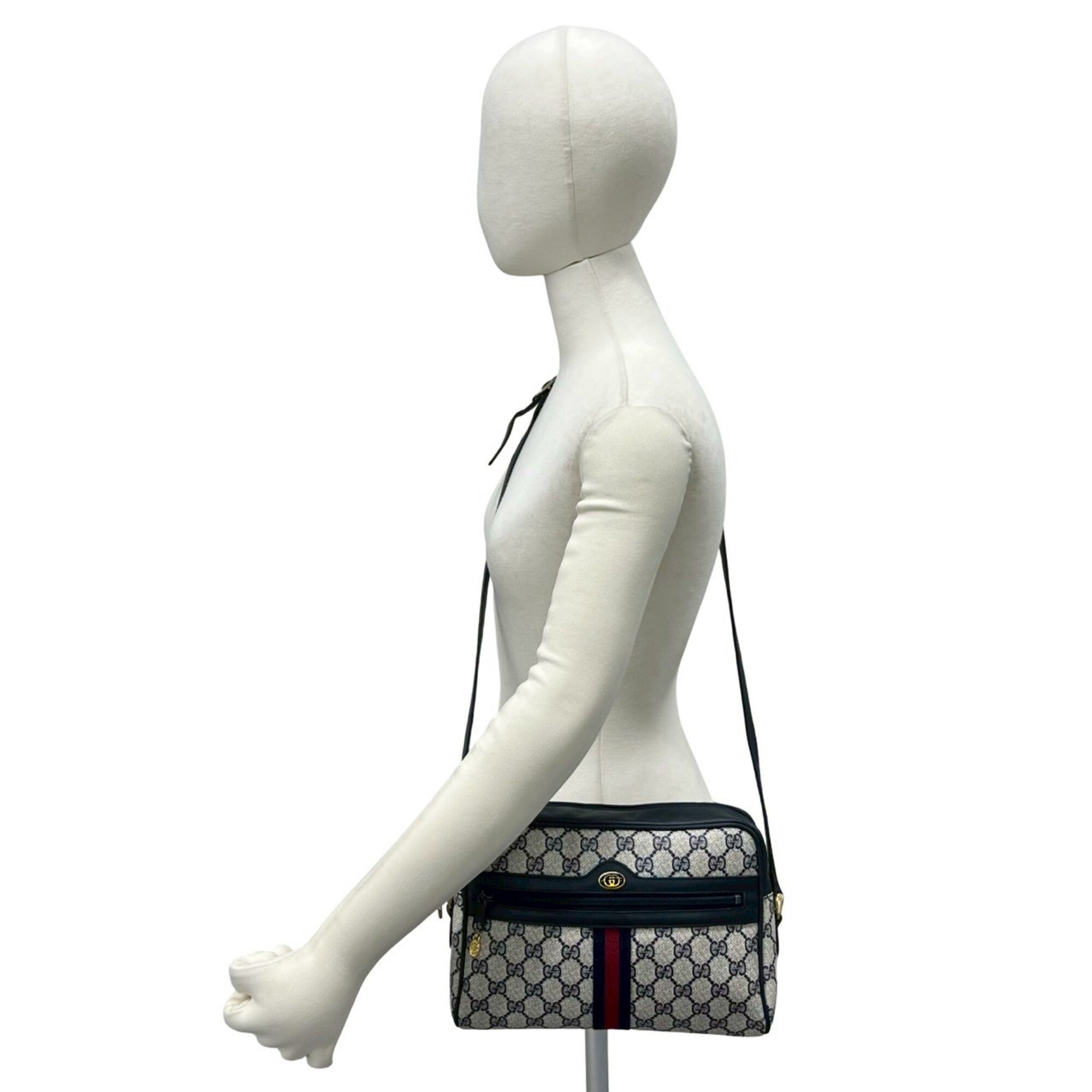 Gucci Navy Red Color Pvc Leather Pochette Shoulder Bag (Pre-Owned)