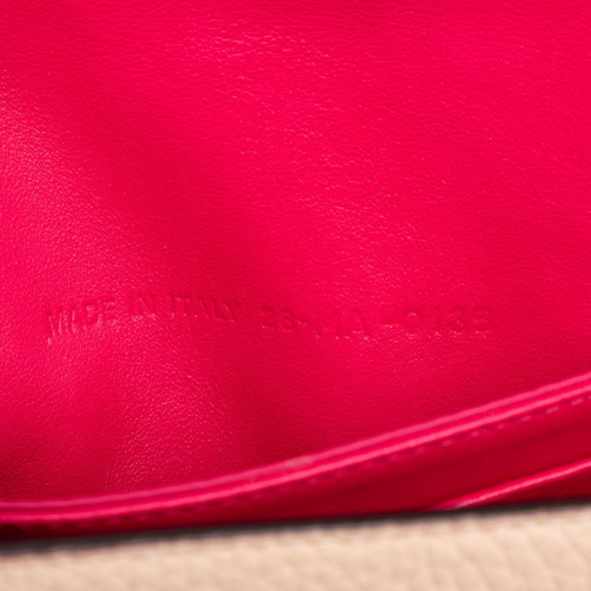 Christian Dior Beige Pink Leather Shoulder Bag (Pre-Owned)