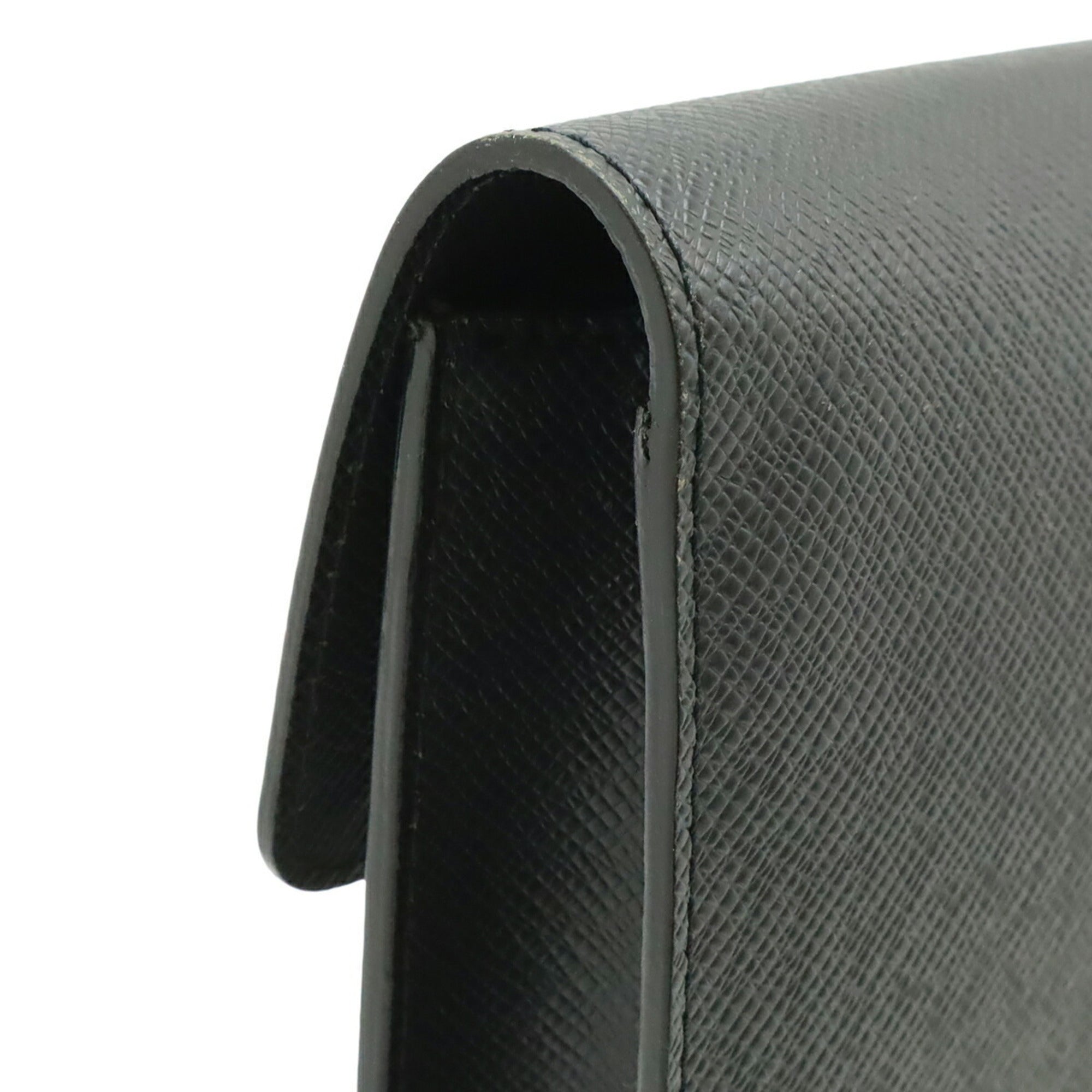 Louis Vuitton Ardoise Black Leather Clutch Bag (Pre-Owned)