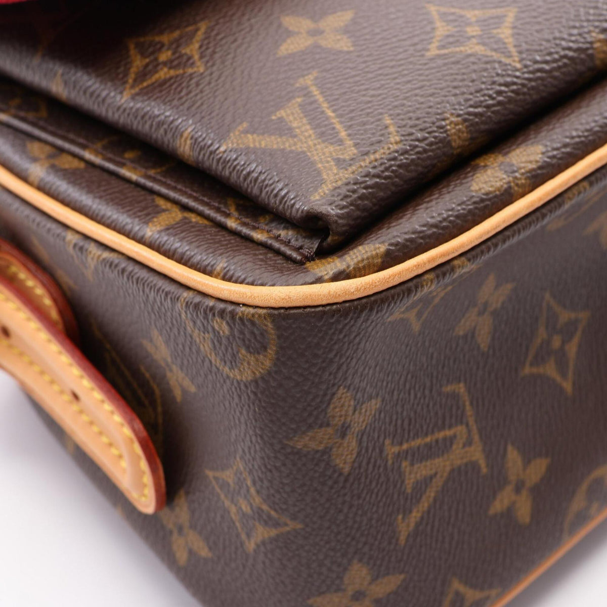 Louis Vuitton Brown Pvc Leather Handbag Shoulder Bag (Pre-Owned)