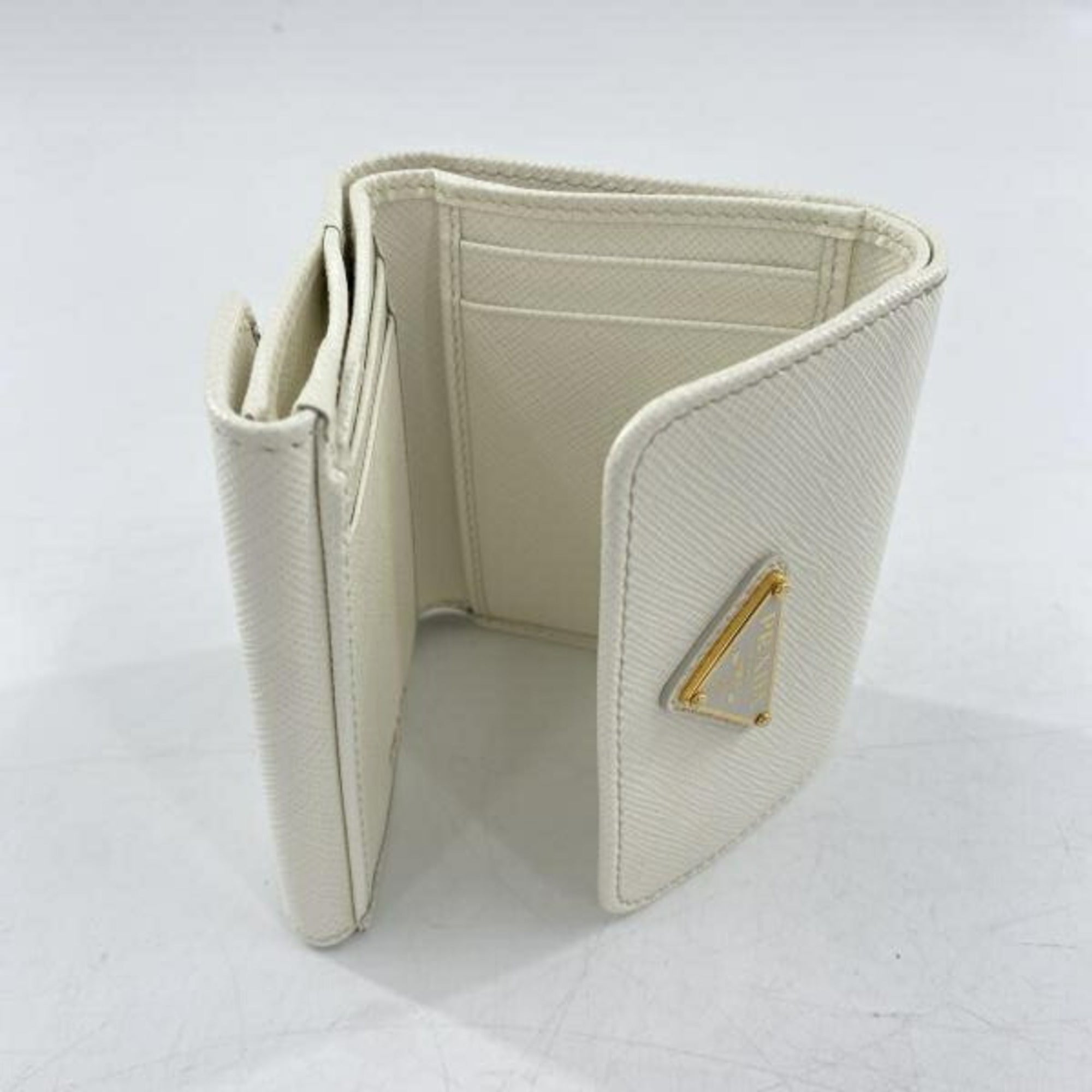 Prada Saffiano White Wallet (Tri-Fold) (Pre-Owned)