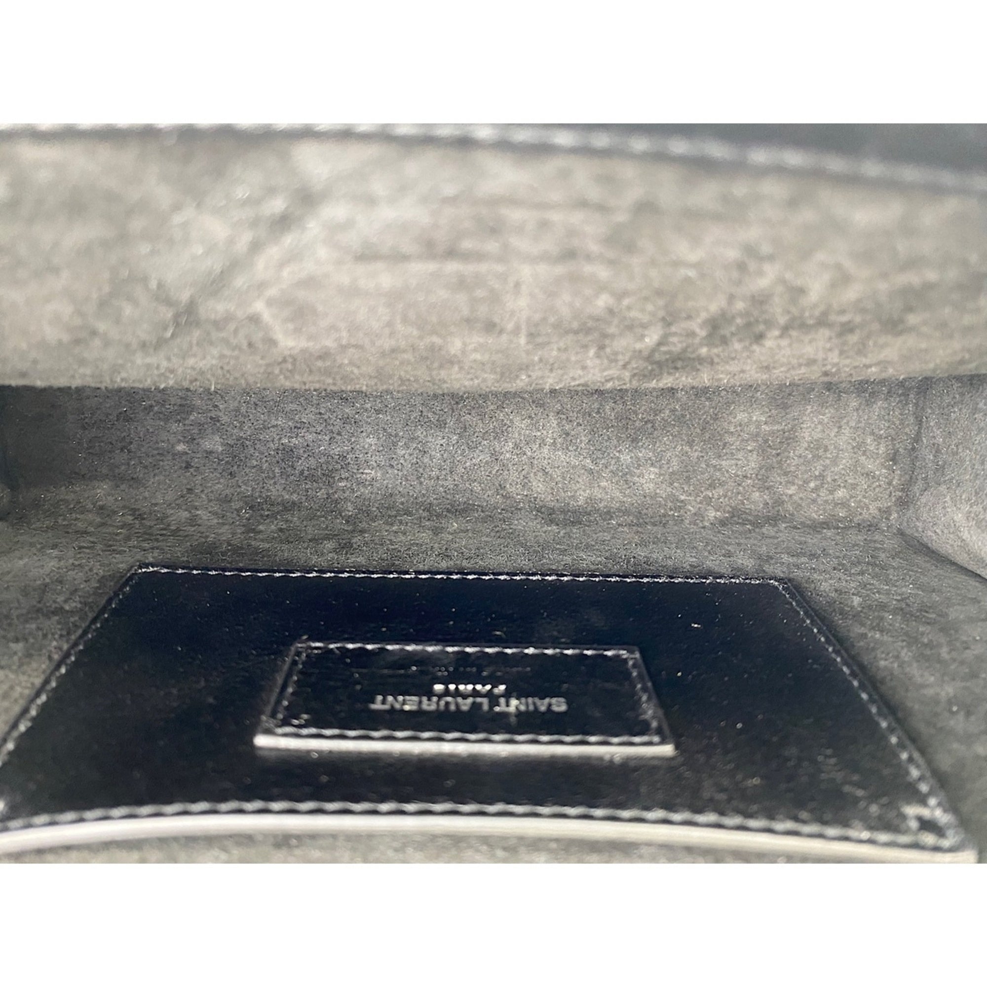 Yves Saint Laurent Black Shoulder Bag (Pre-Owned)
