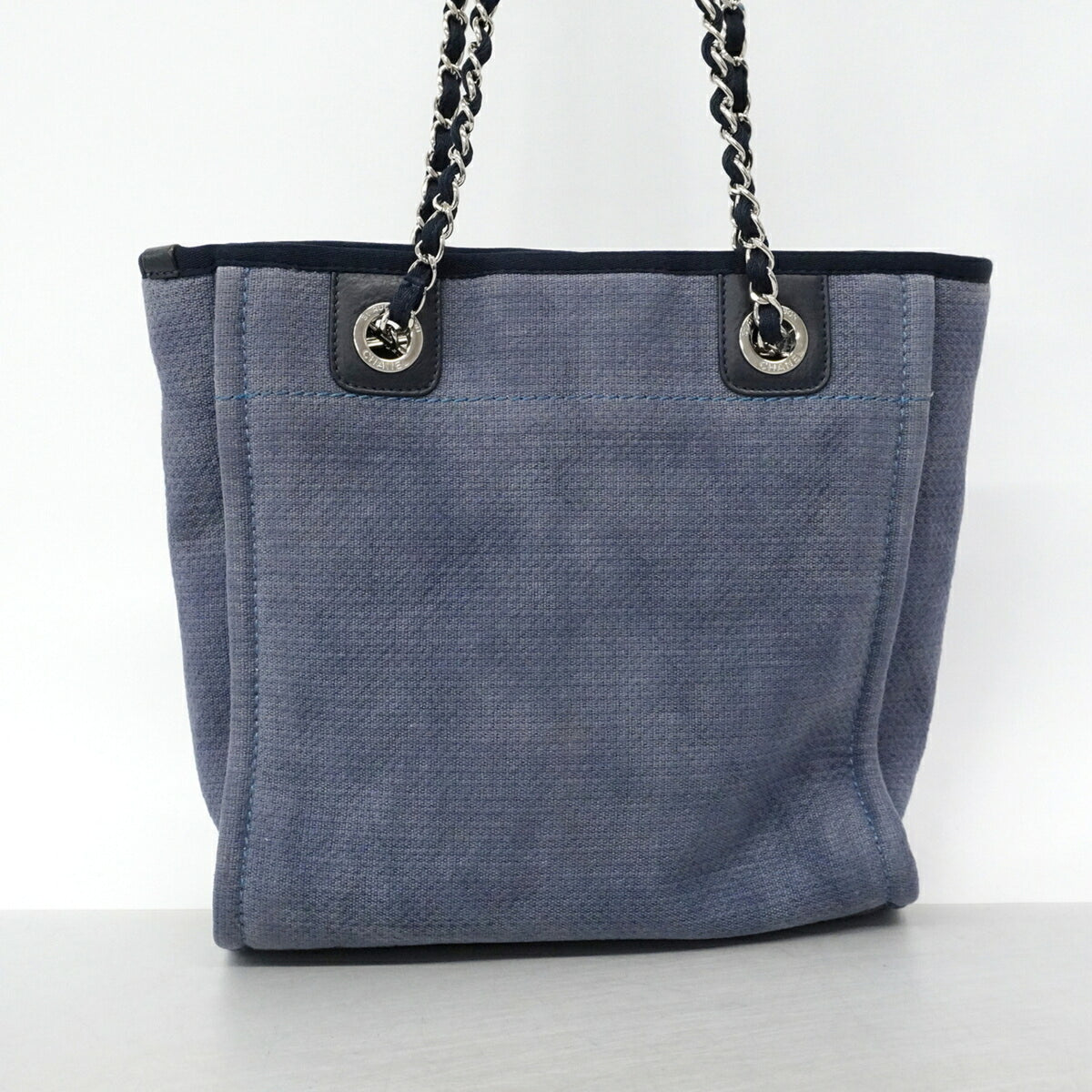 Chanel Navy Canvas Tote Bag (Pre-Owned)