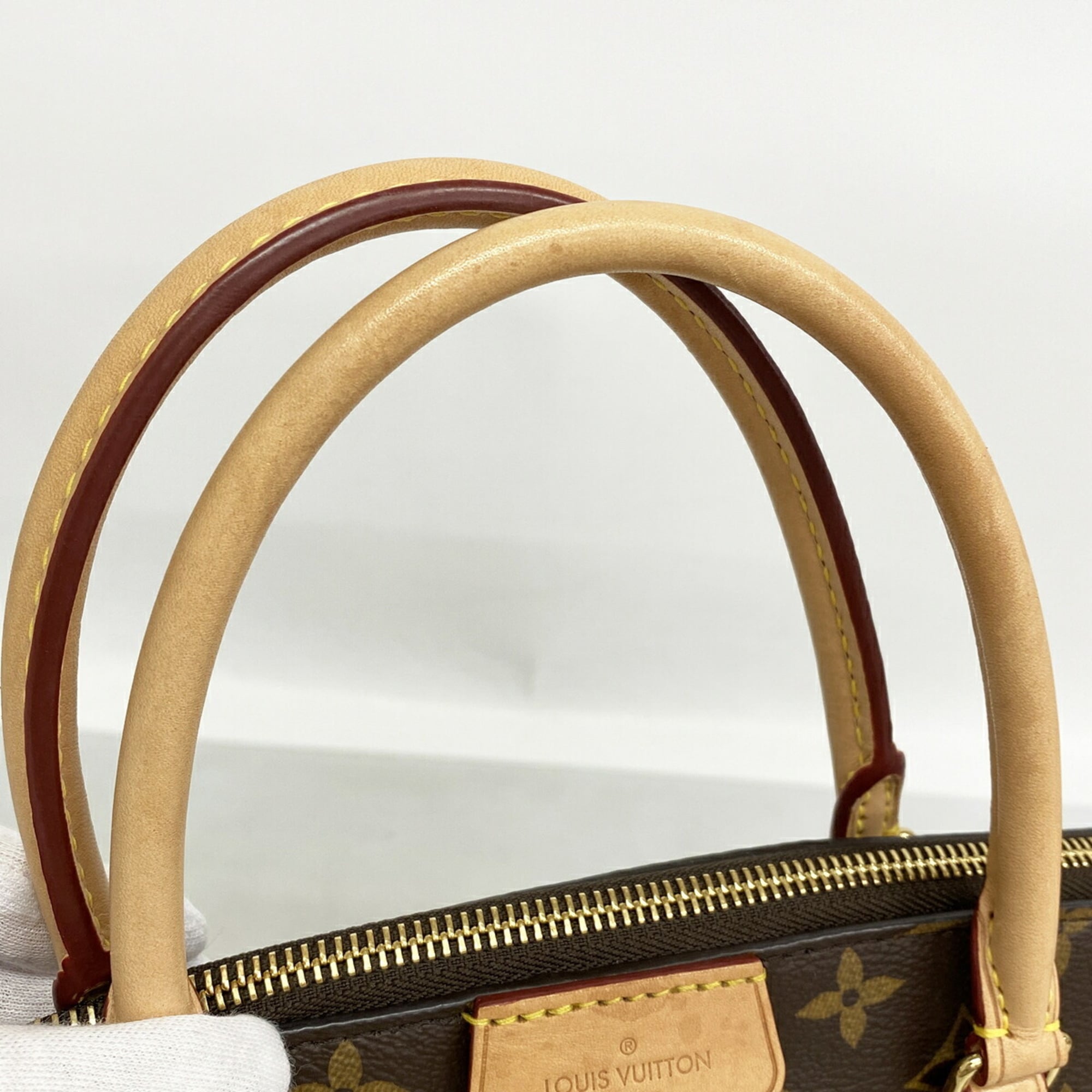 Louis Vuitton Brown Handbag (Pre-Owned)
