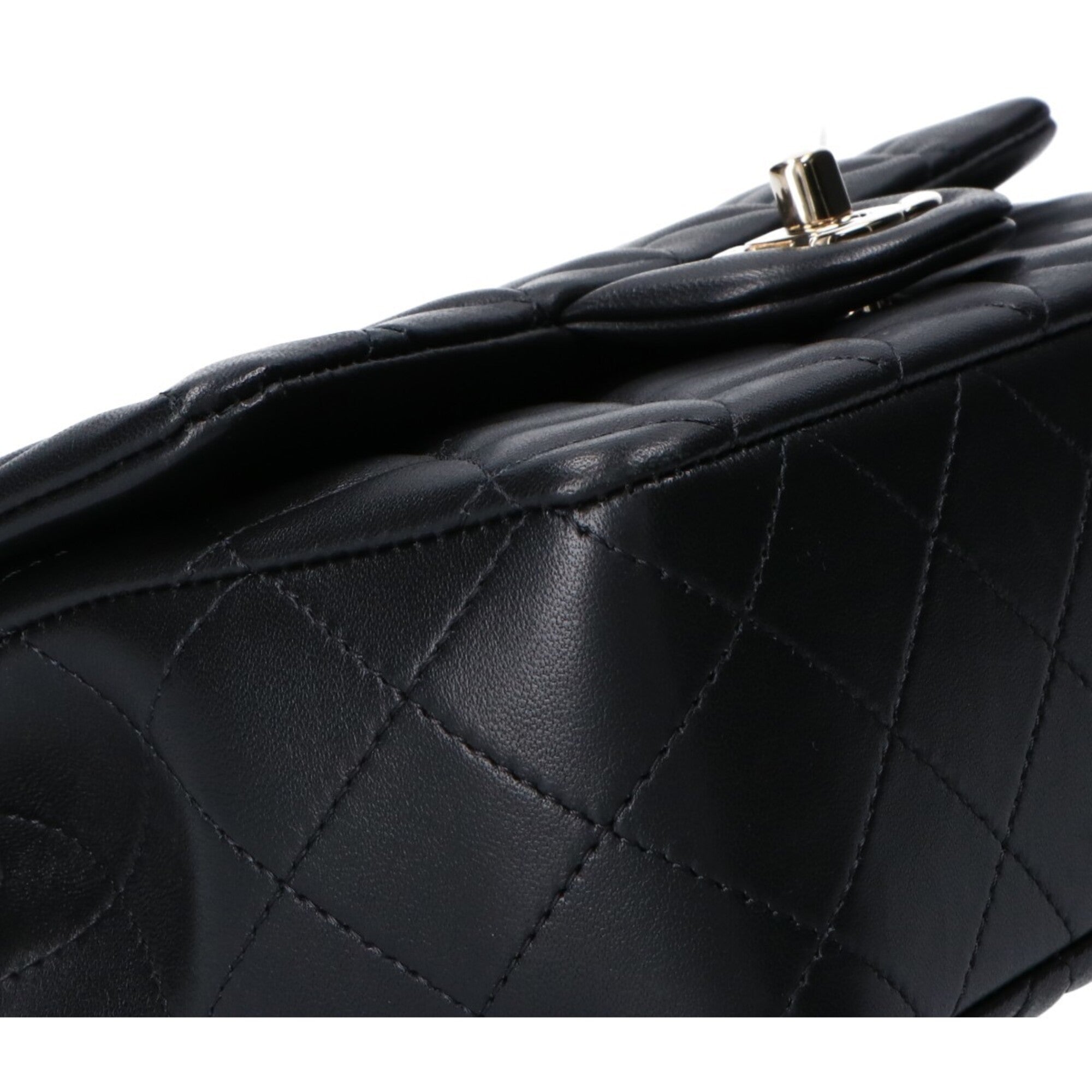 Chanel Black Leather Handbag Shoulder Bag (Pre-Owned)