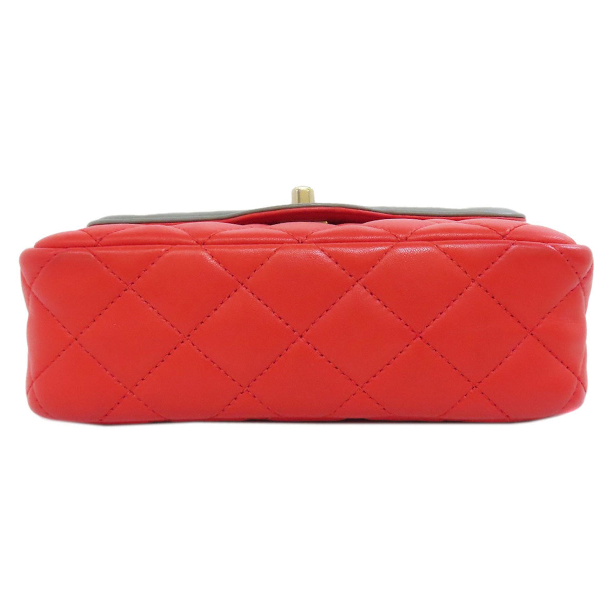 Chanel Gray Red Color Leather Shoulder Bag (Pre-Owned)