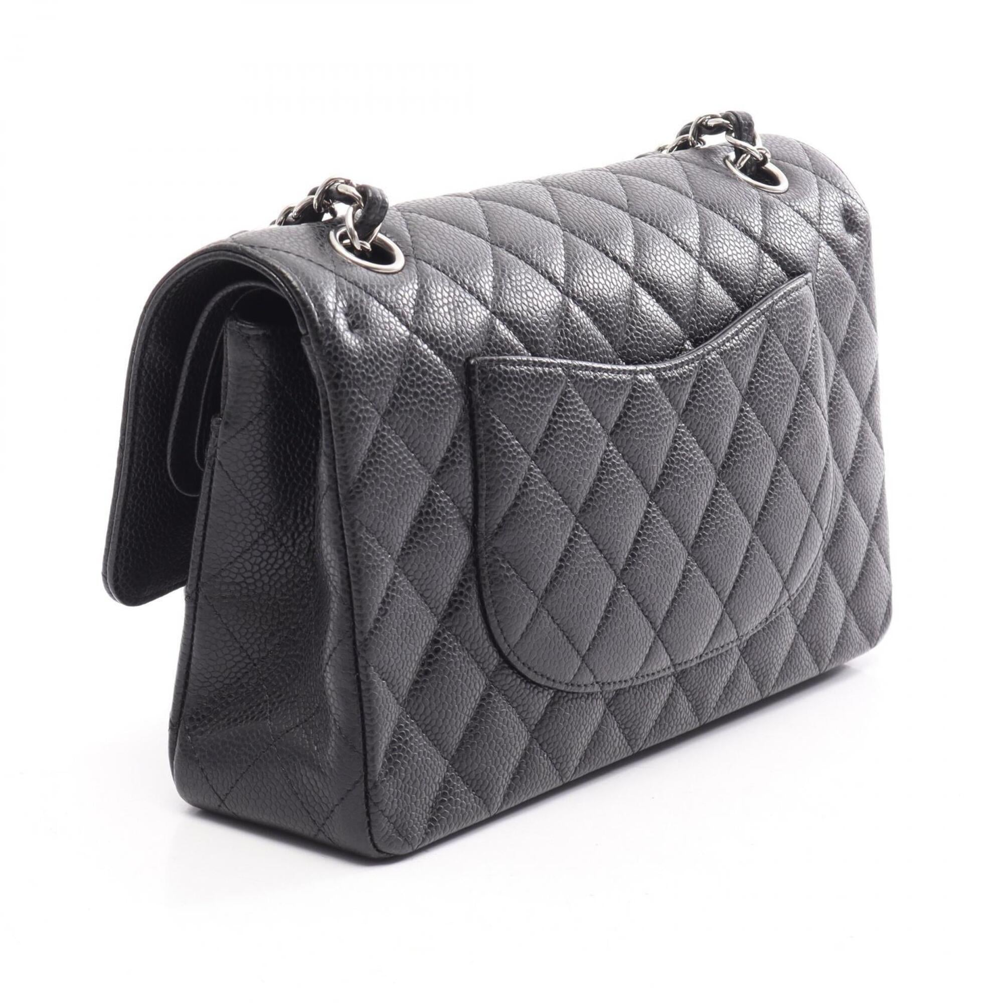 Chanel Black Grained Calfskin Handbag Shoulder Bag (Pre-Owned)