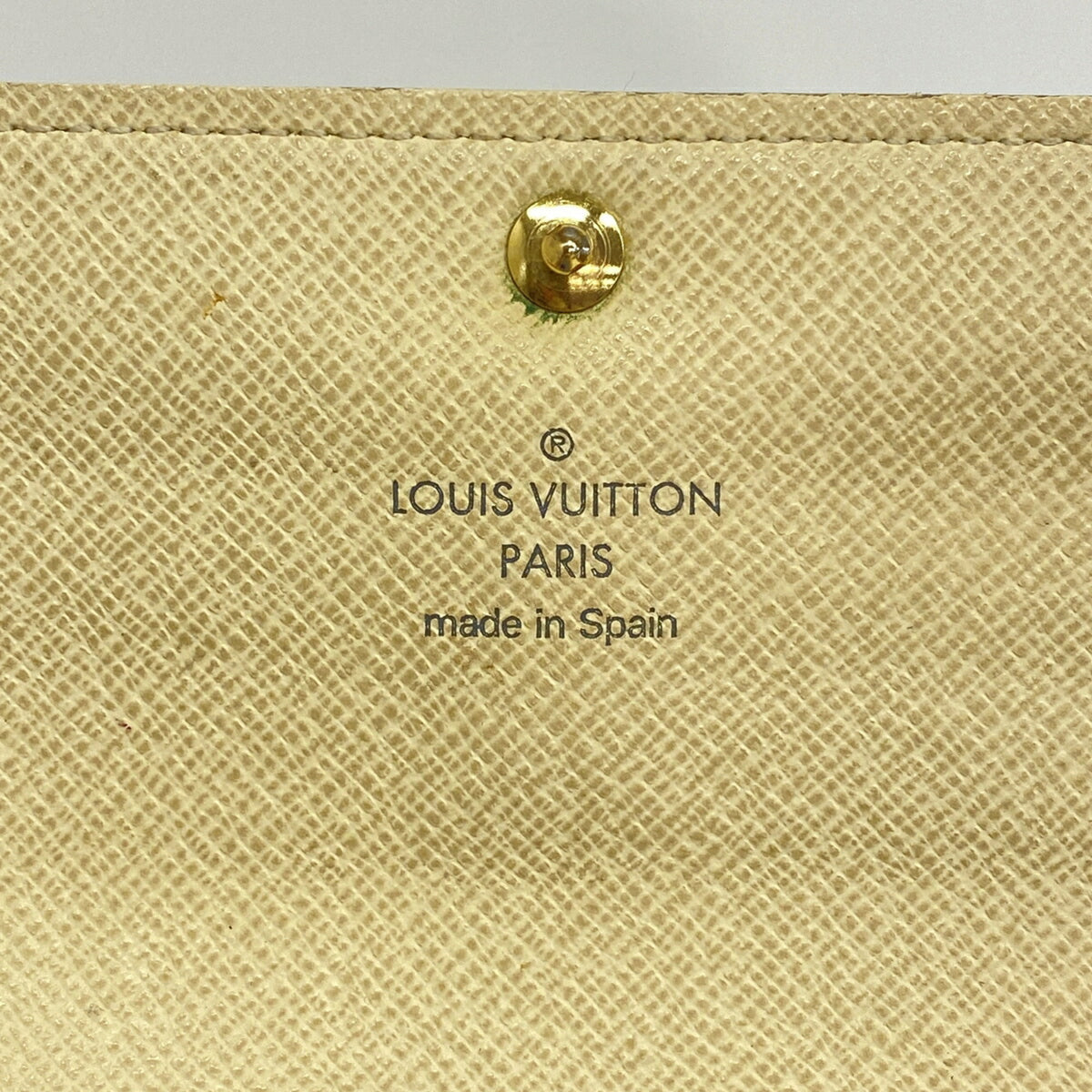Louis Vuitton White Long Wallet (Bi-Fold) (Pre-Owned)