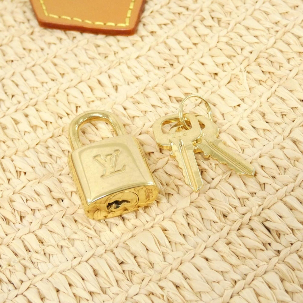 Louis Vuitton Beige Natural Raffia Boston Bag (Pre-Owned)