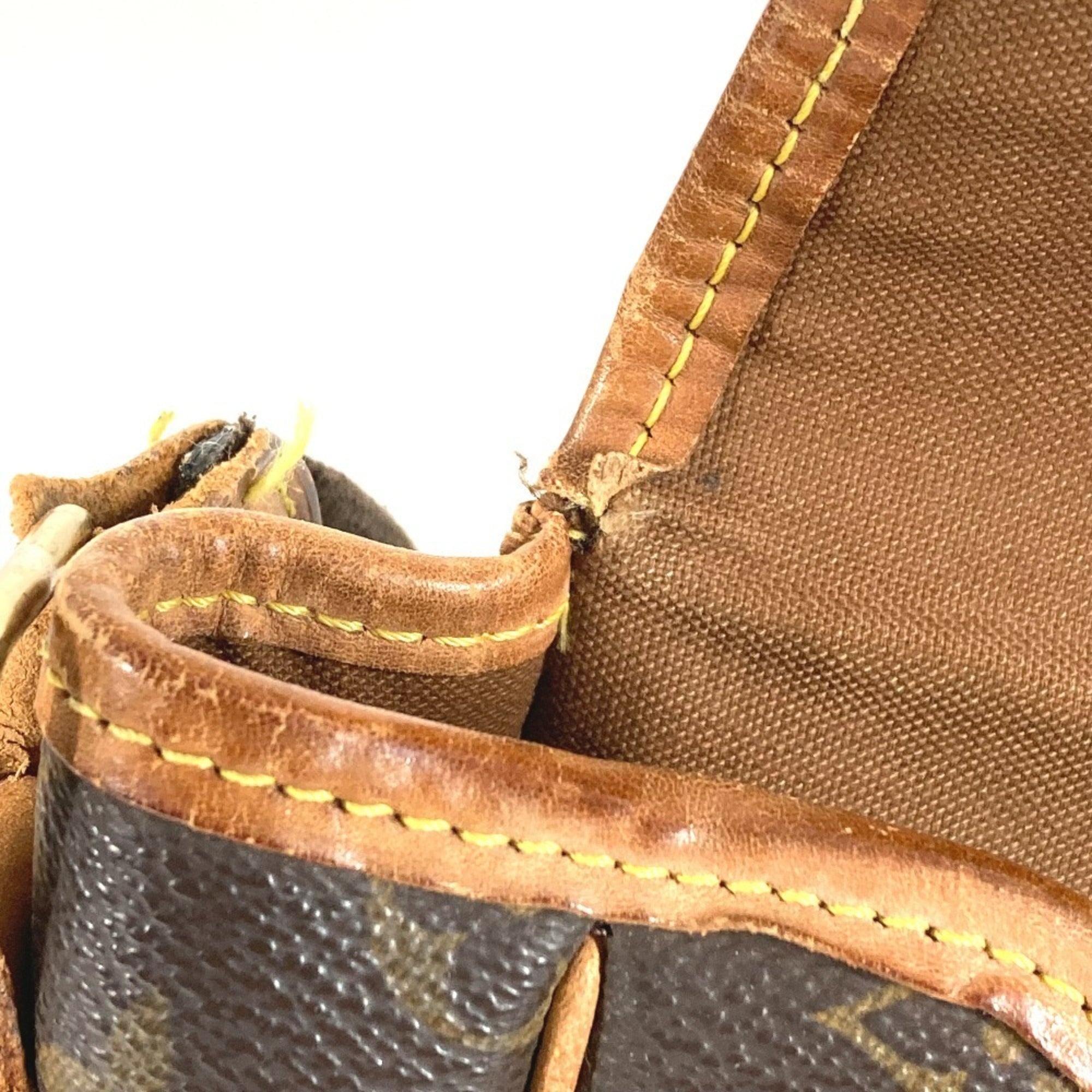 Louis Vuitton Brown Galle Monogram Monogram Messenger Bag Shoulder Bag (Pre-Owned)