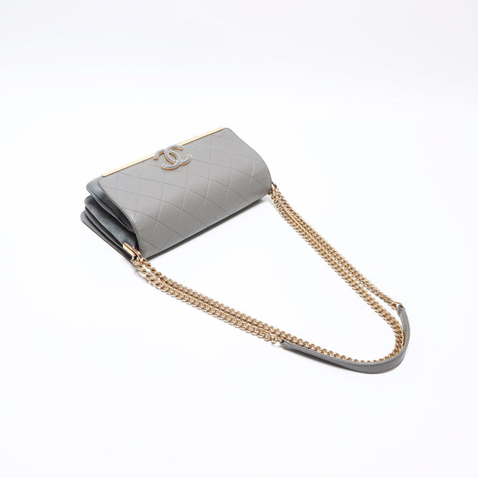 Chanel Gray Grained Calfskin Suede Shoulder Bag (Pre-Owned)
