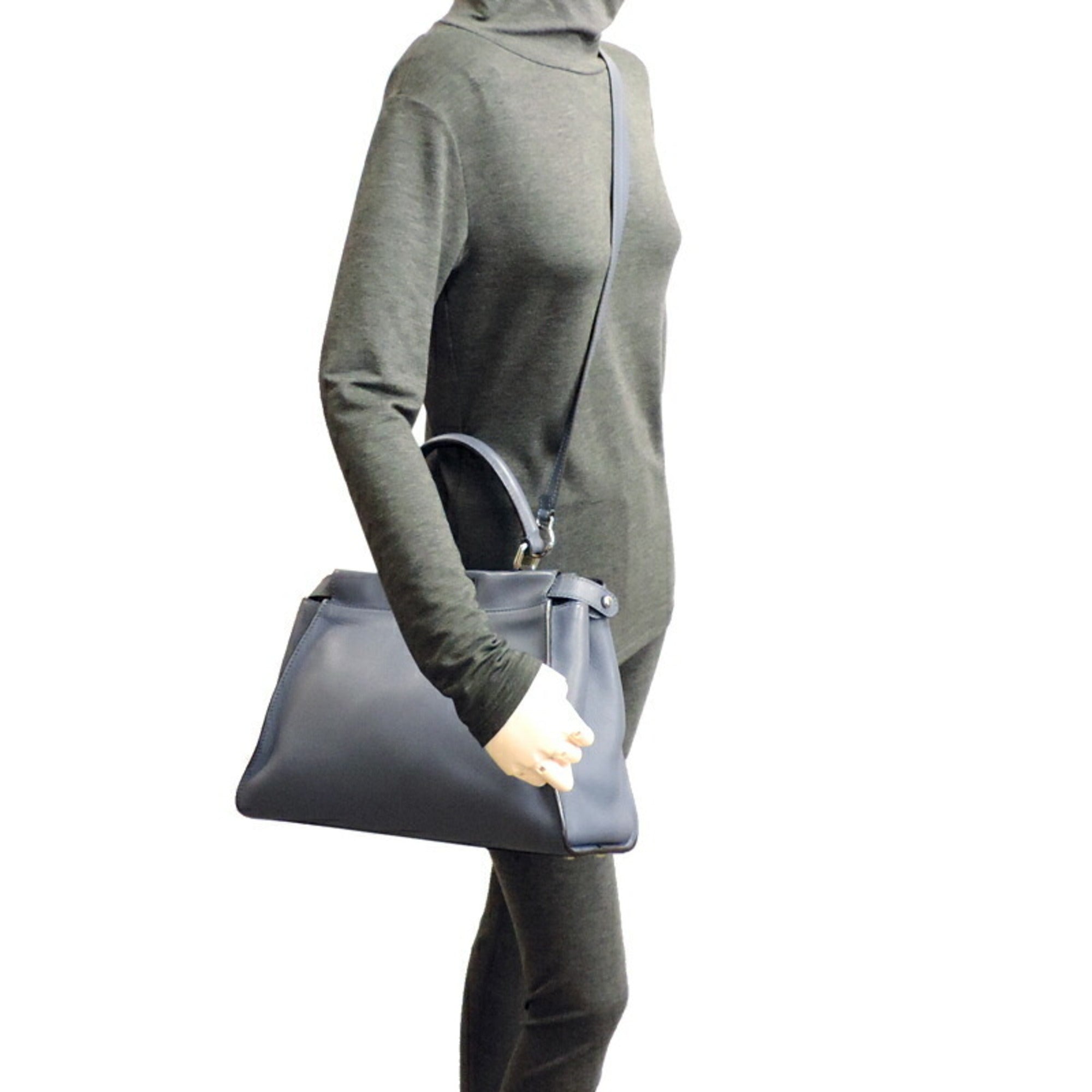 Fendi Blue Leather Handbag (Pre-Owned)