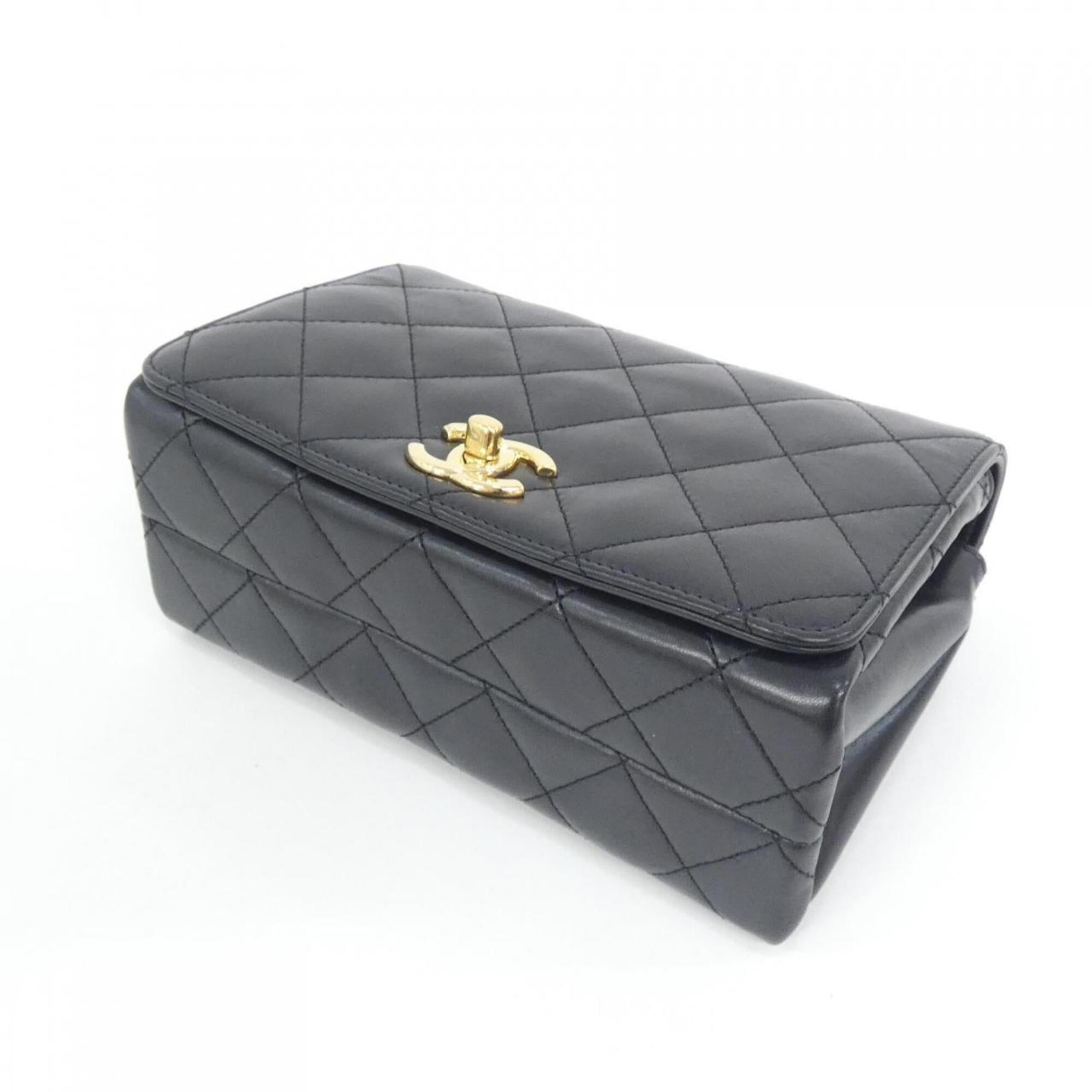 Chanel Black Leather Handbag (Pre-Owned)