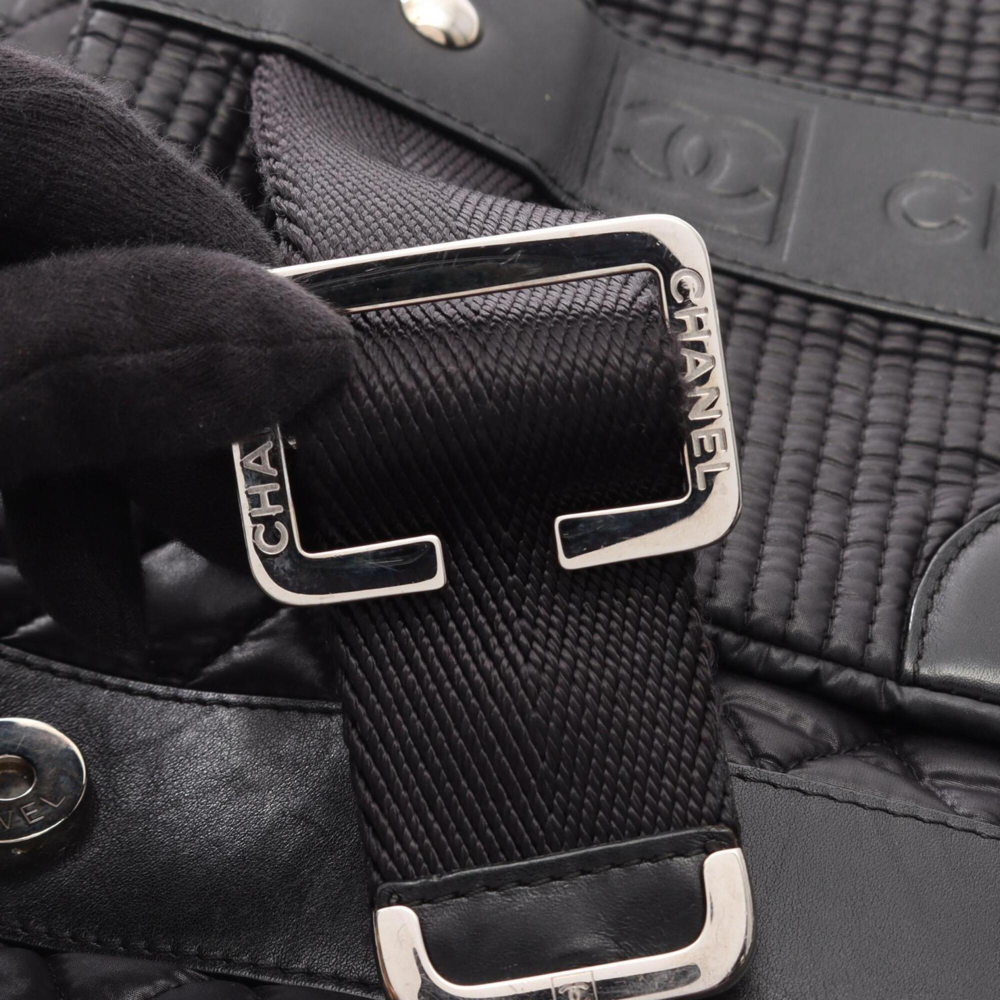 Chanel Black Nylon Leather Handbag Shoulder Bag (Pre-Owned)