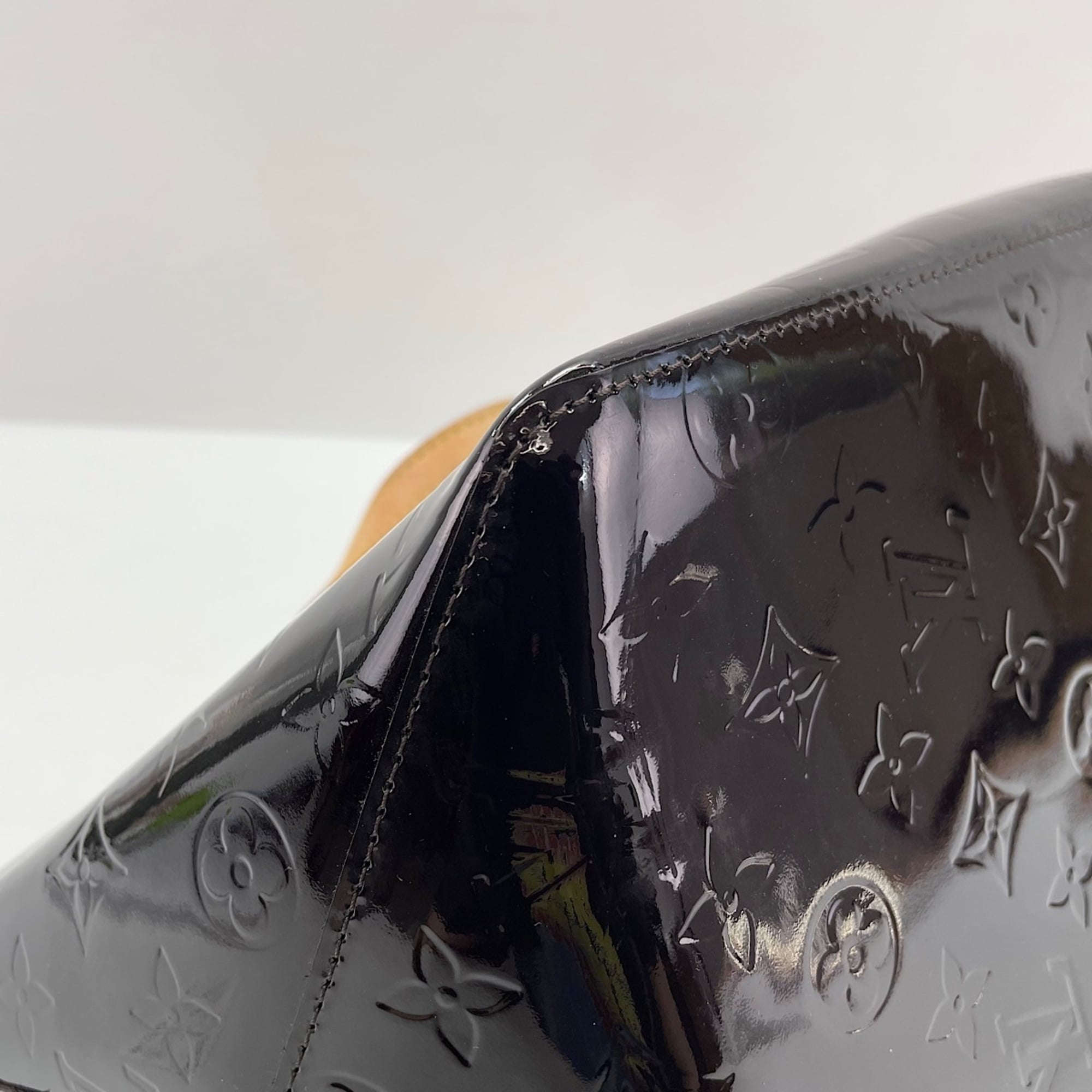 Louis Vuitton Purple Handbag (Pre-Owned)