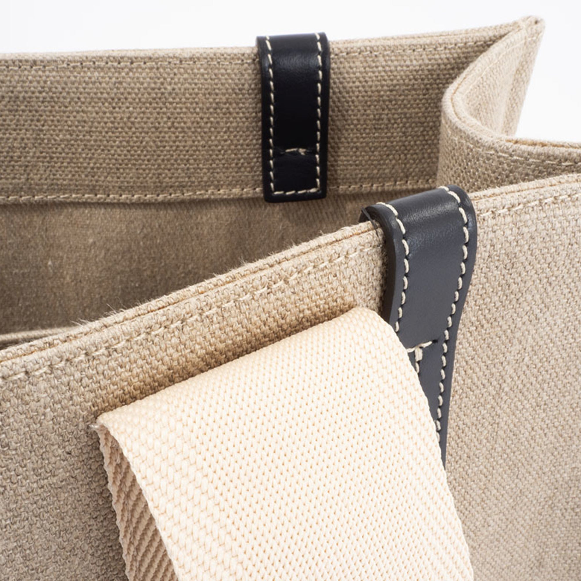Chloé Blue White Linen Leather Tote Bag (Pre-Owned)