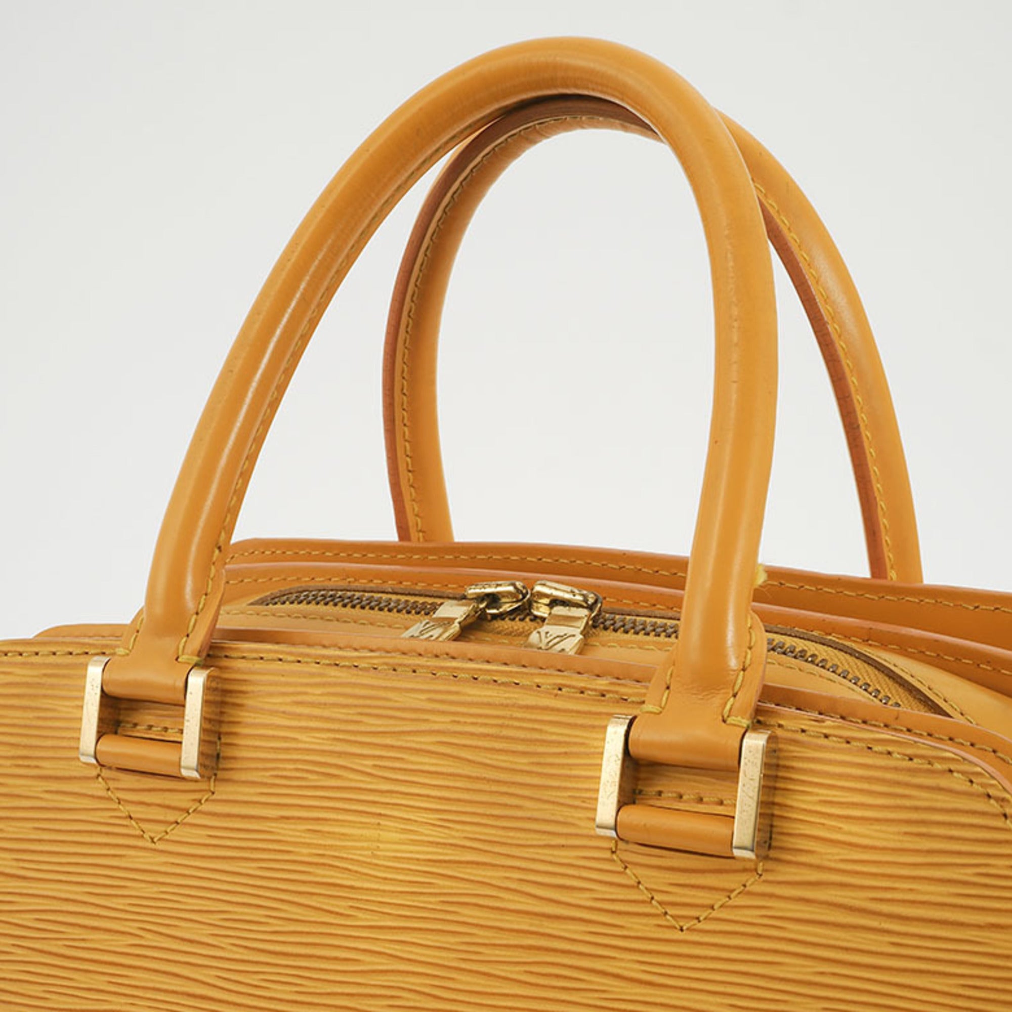 Louis Vuitton Epi Epi Leather Handbag (Pre-Owned)