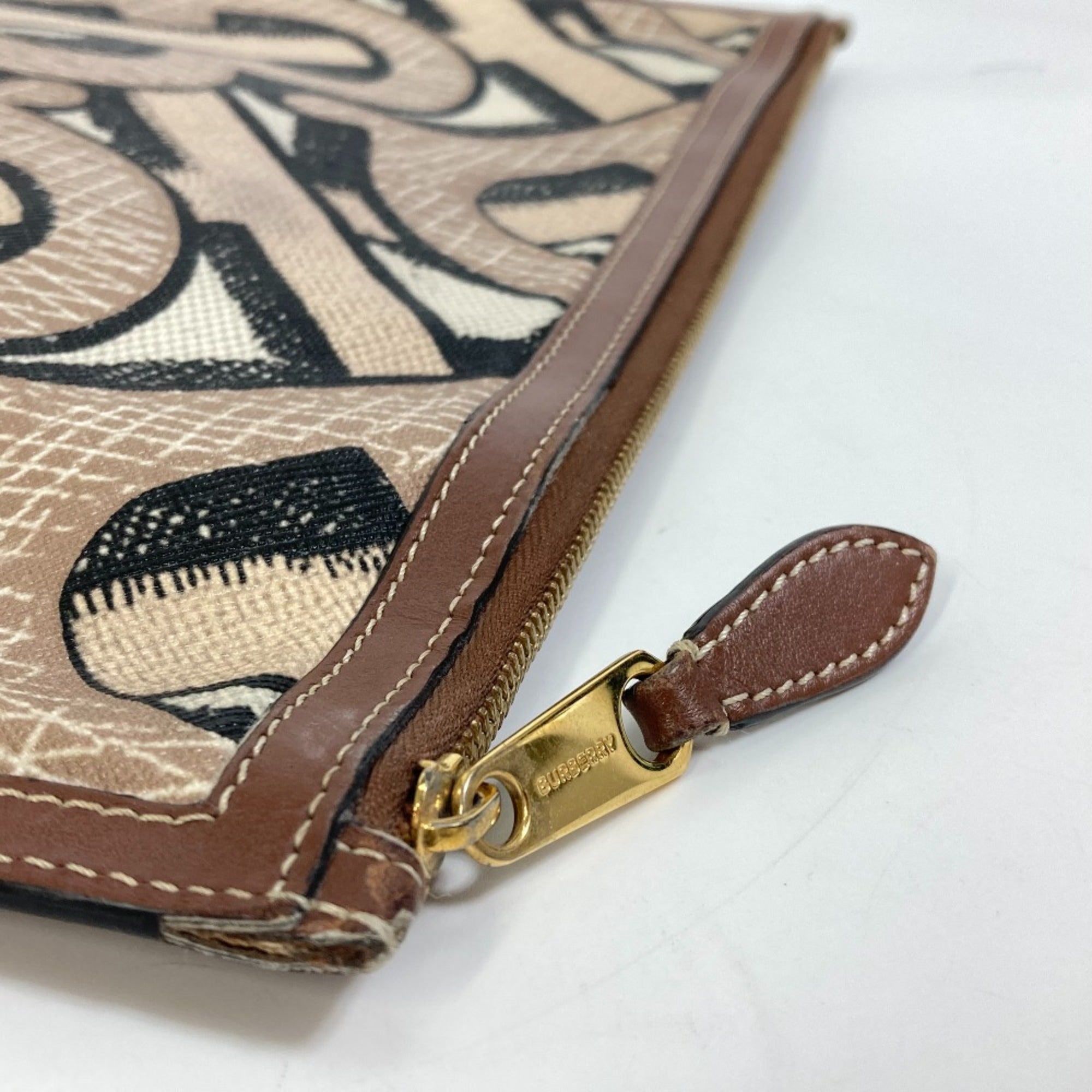 Burberry Brown Other Clutch Bag (Pre-Owned)