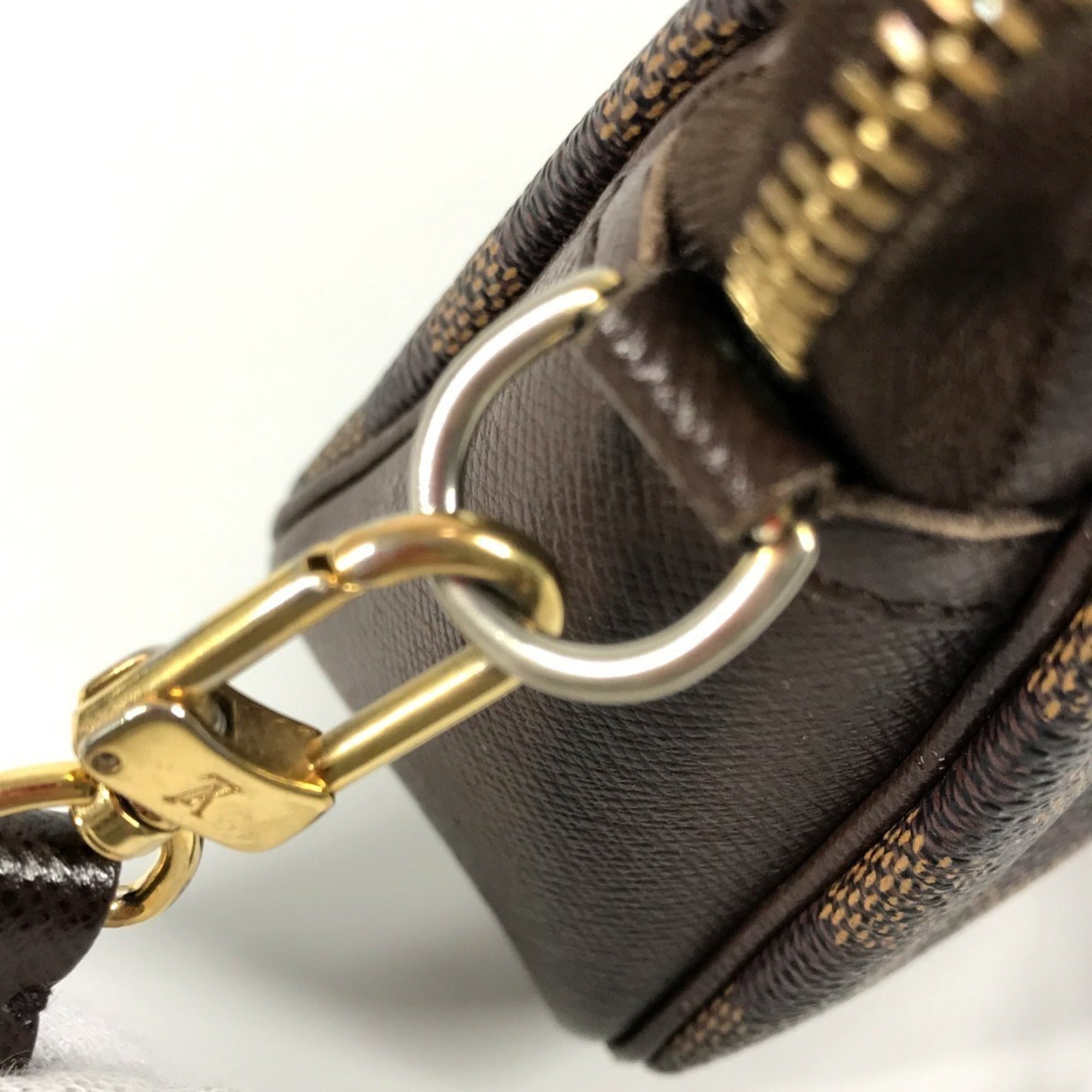 Louis Vuitton Damier Brown Ebene Damier Canvas Handbag Shoulder Bag (Pre-Owned)