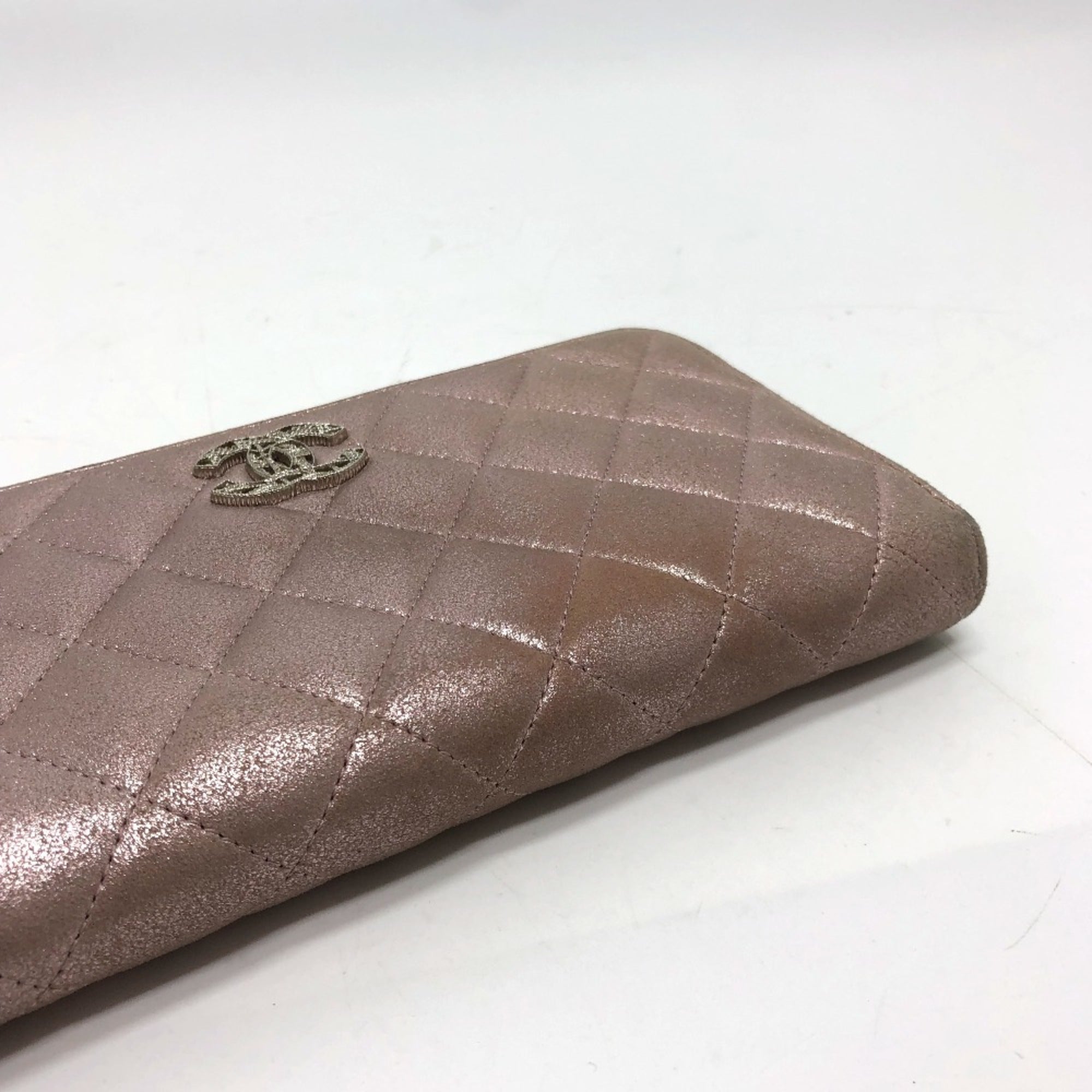 Chanel Pink Leather Long Wallet (Bi-Fold) (Pre-Owned)