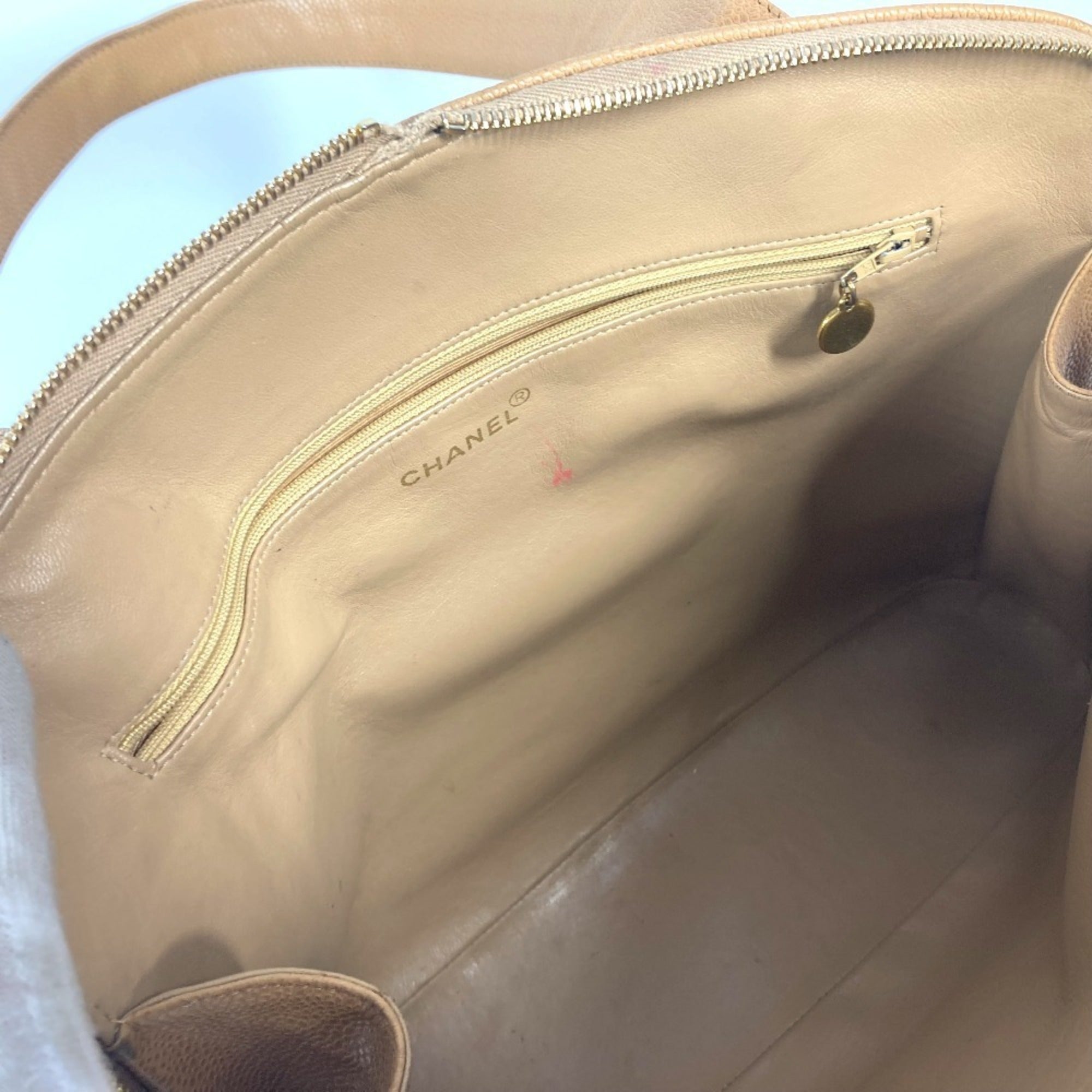Chanel Beige Grained Calfskin Shoulder Bag Tote Bag (Pre-Owned)