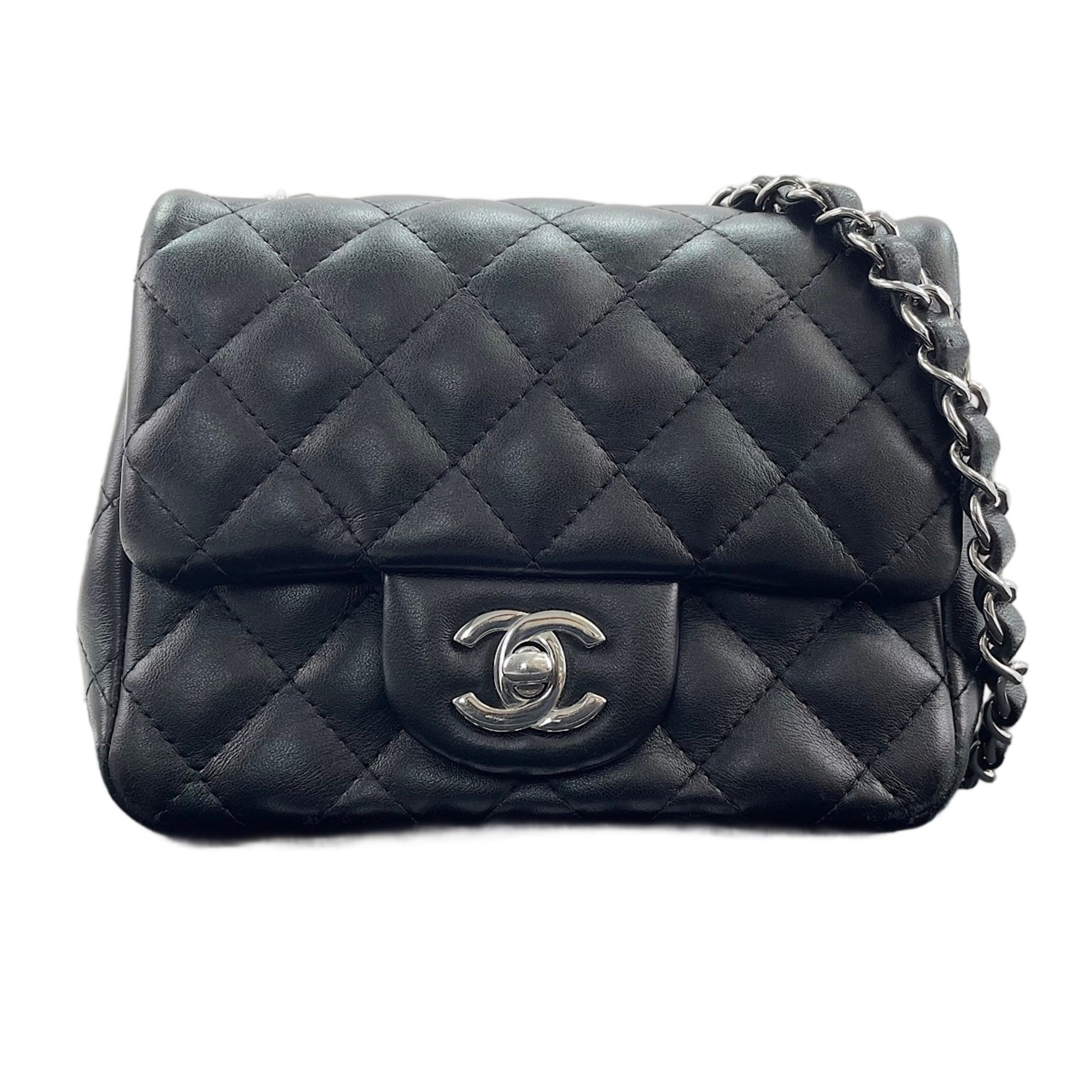 Chanel Black Shoulder Bag (Pre-Owned)