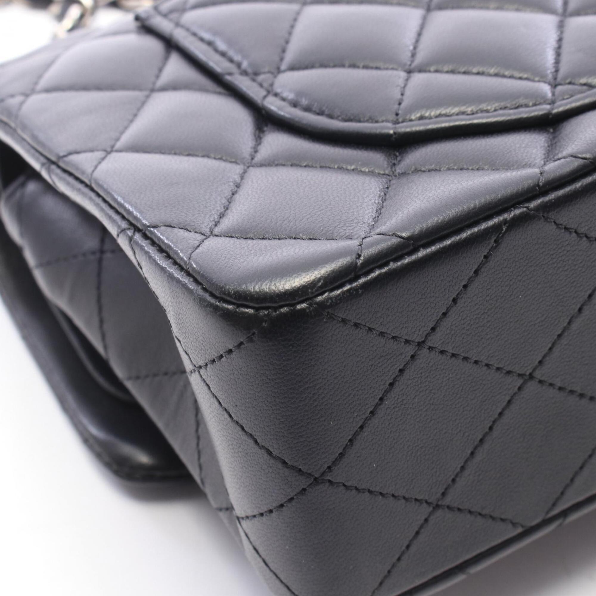 Chanel Black Leather Handbag Shoulder Bag (Pre-Owned)