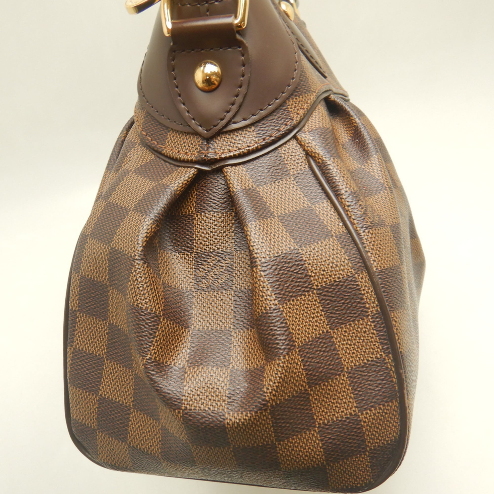 Louis Vuitton Brown Ebene Damier Canvas Handbag (Pre-Owned)