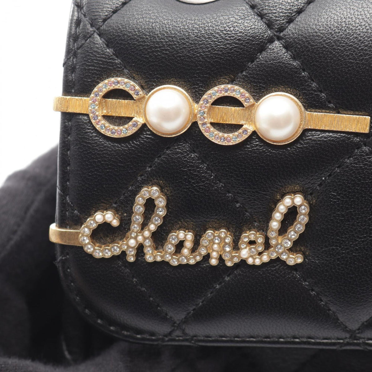 Chanel Black Leather Handbag Shoulder Bag (Pre-Owned)