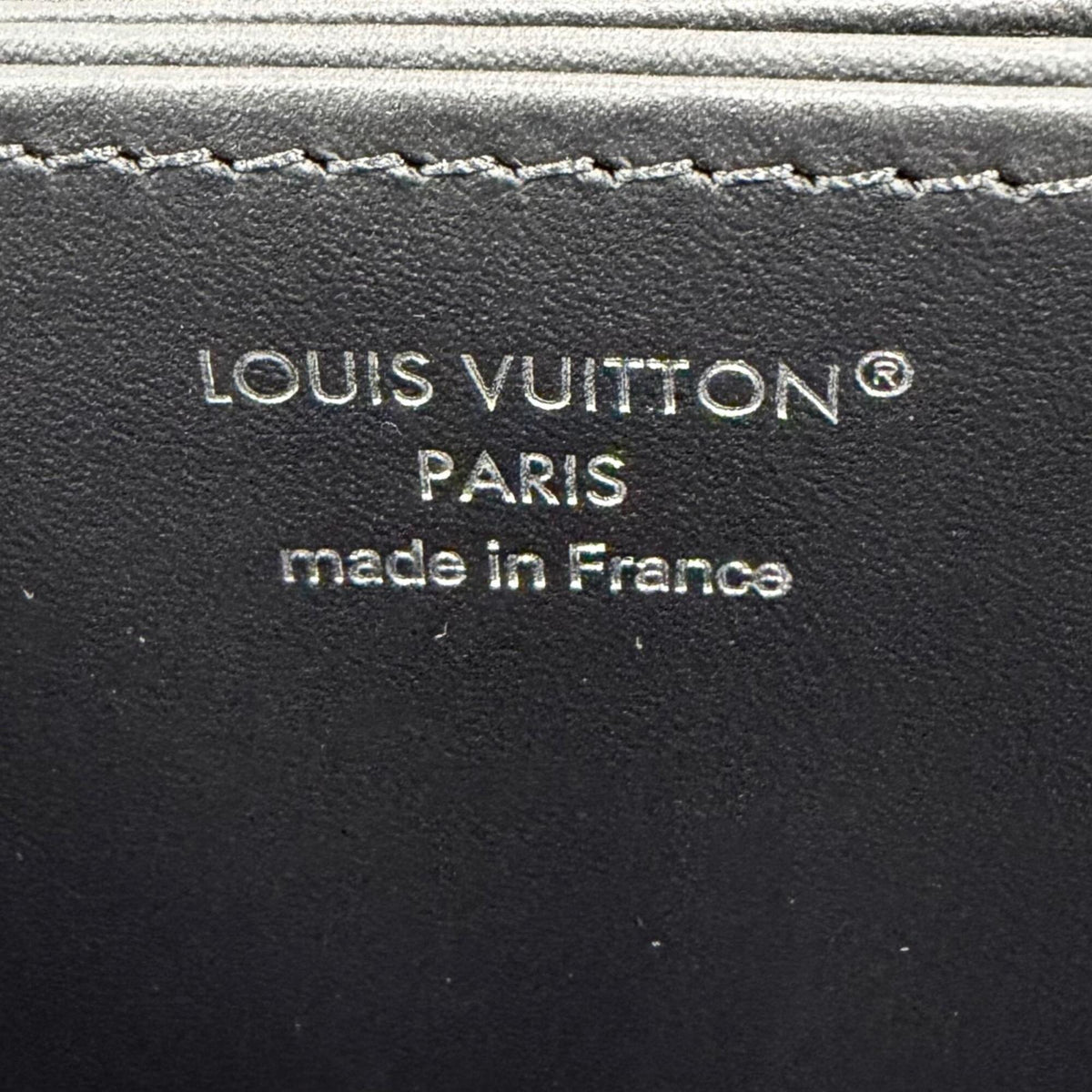 Louis Vuitton Black Mahina Leather Long Wallet (Bi-Fold) (Pre-Owned)