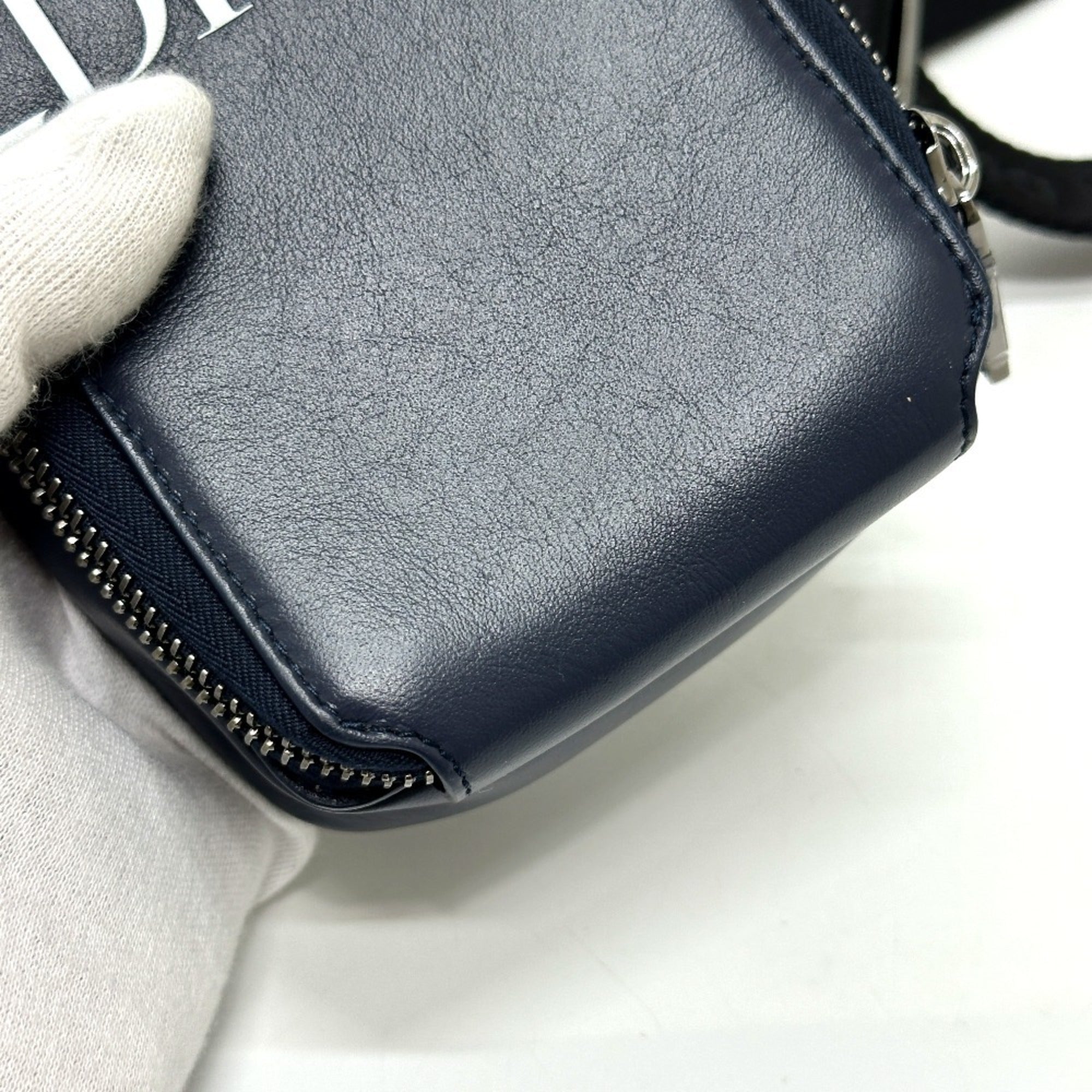 Christian Dior Blue Leather Shoulder Bag (Pre-Owned)