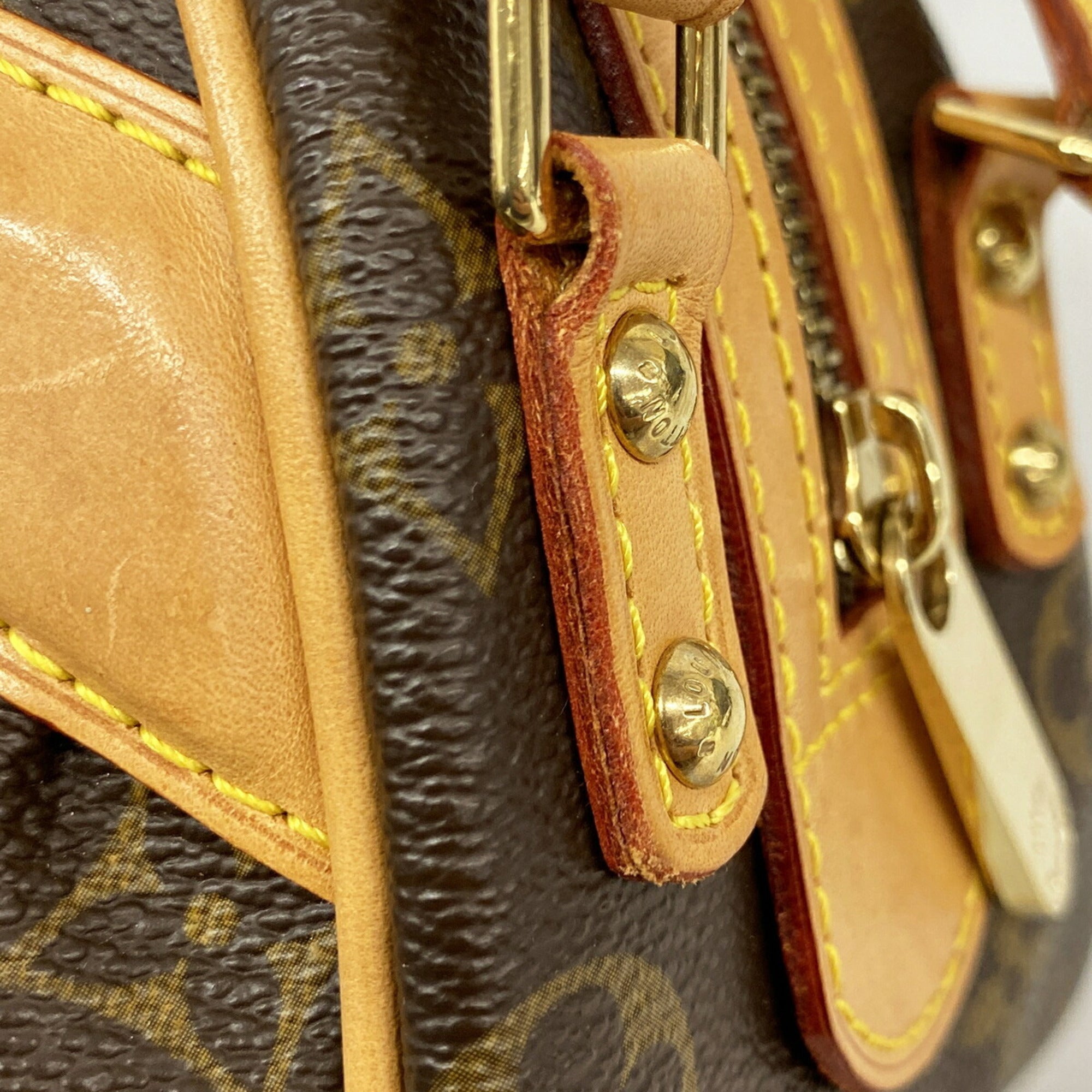 Louis Vuitton Brown Handbag (Pre-Owned)