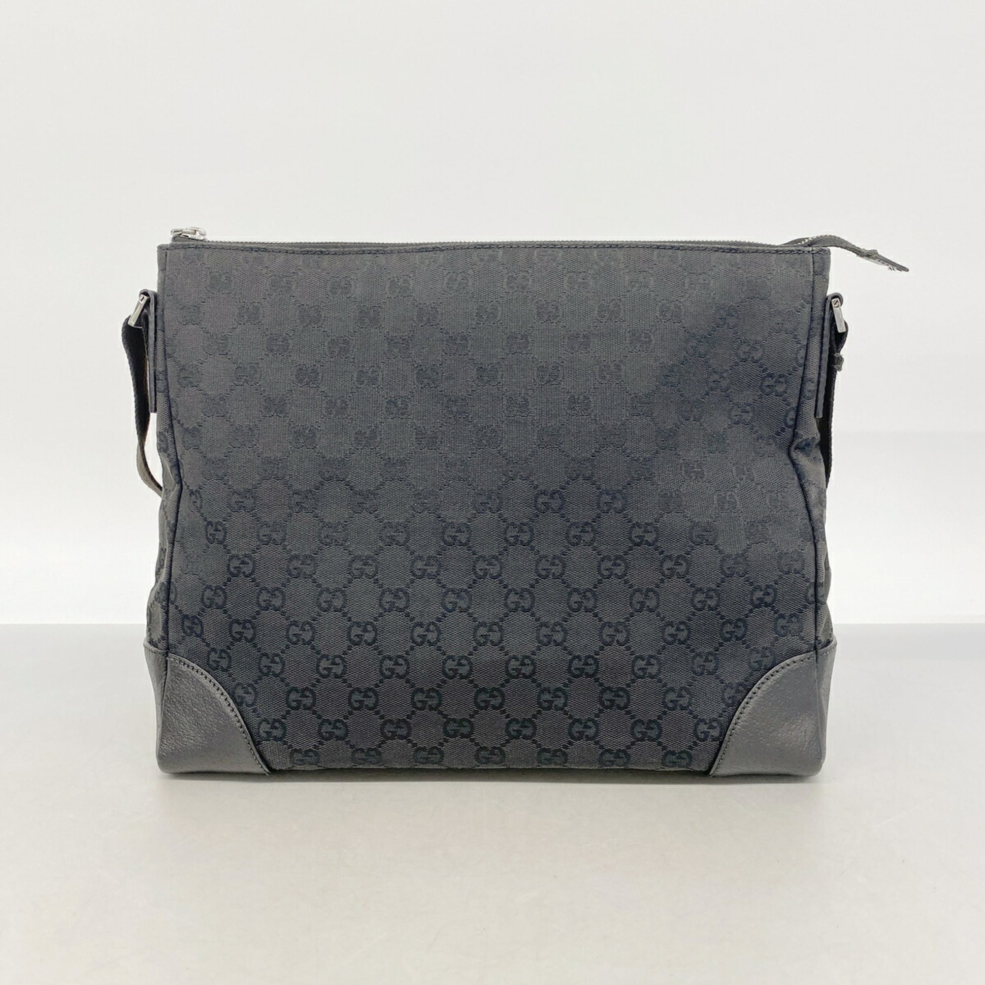 Gucci Black Canvas Shoulder Bag (Pre-Owned)