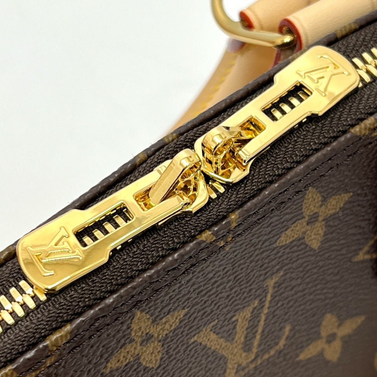 Louis Vuitton Monogram Brown Monogram Handbag (Pre-Owned)